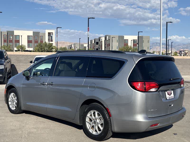 Thumbnail: 2021 Chrysler Voyager - 6