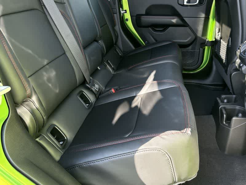 Thumbnail: 2025 Jeep Gladiator - 17