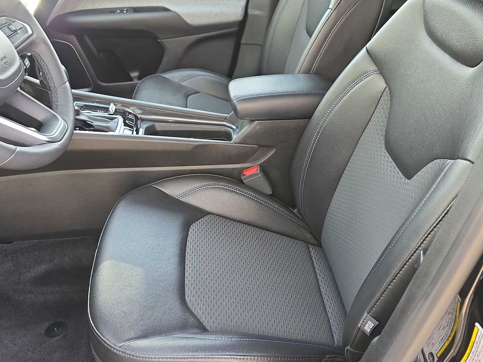 Thumbnail: 2025 Jeep Compass - 15