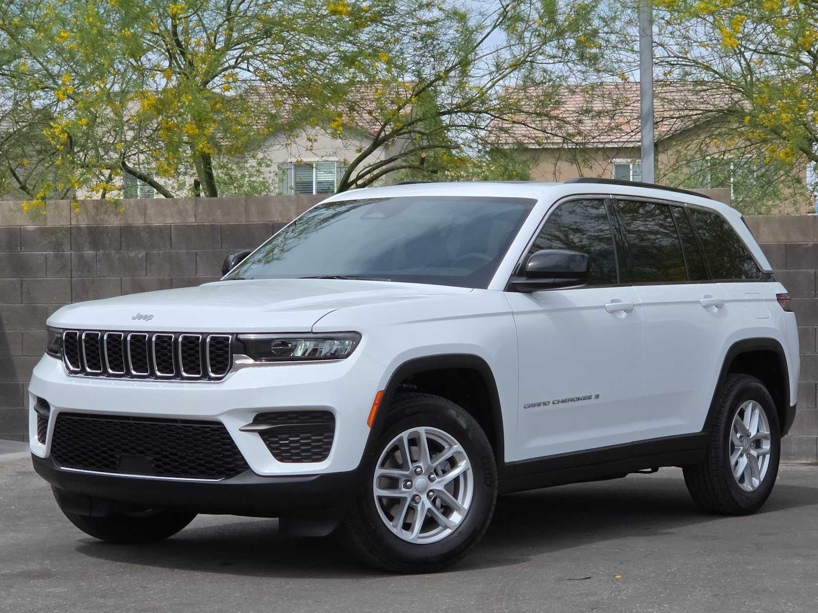 Thumbnail: 2026 Jeep Grand Cherokee - 30