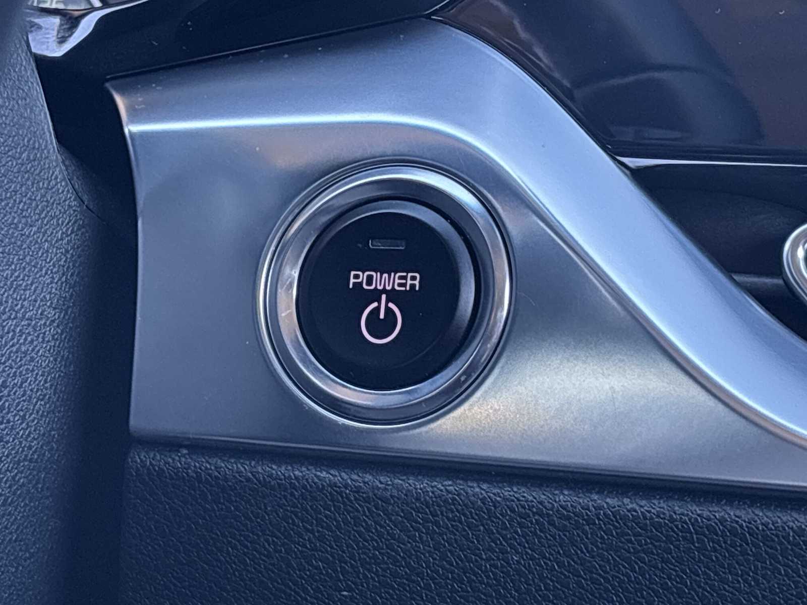 Thumbnail: 2022 Kia Niro - 24