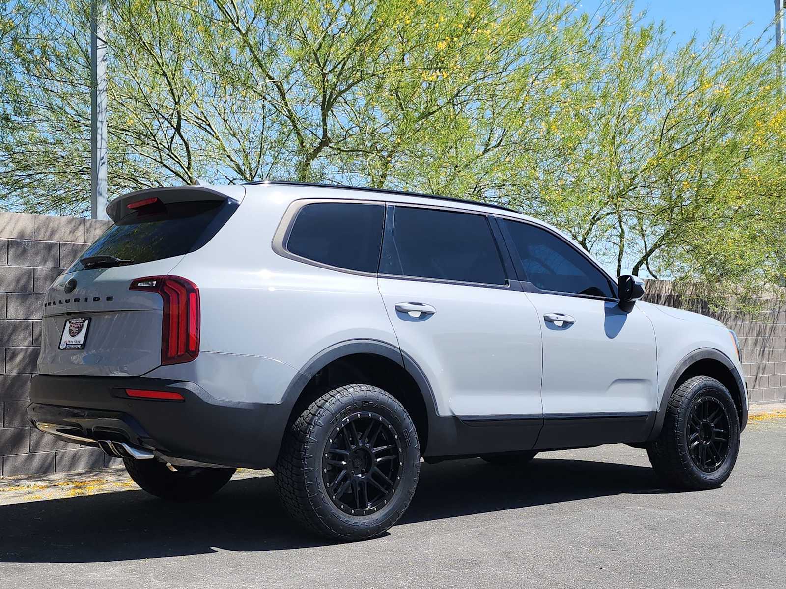 Thumbnail: 2021 Kia Telluride - 9