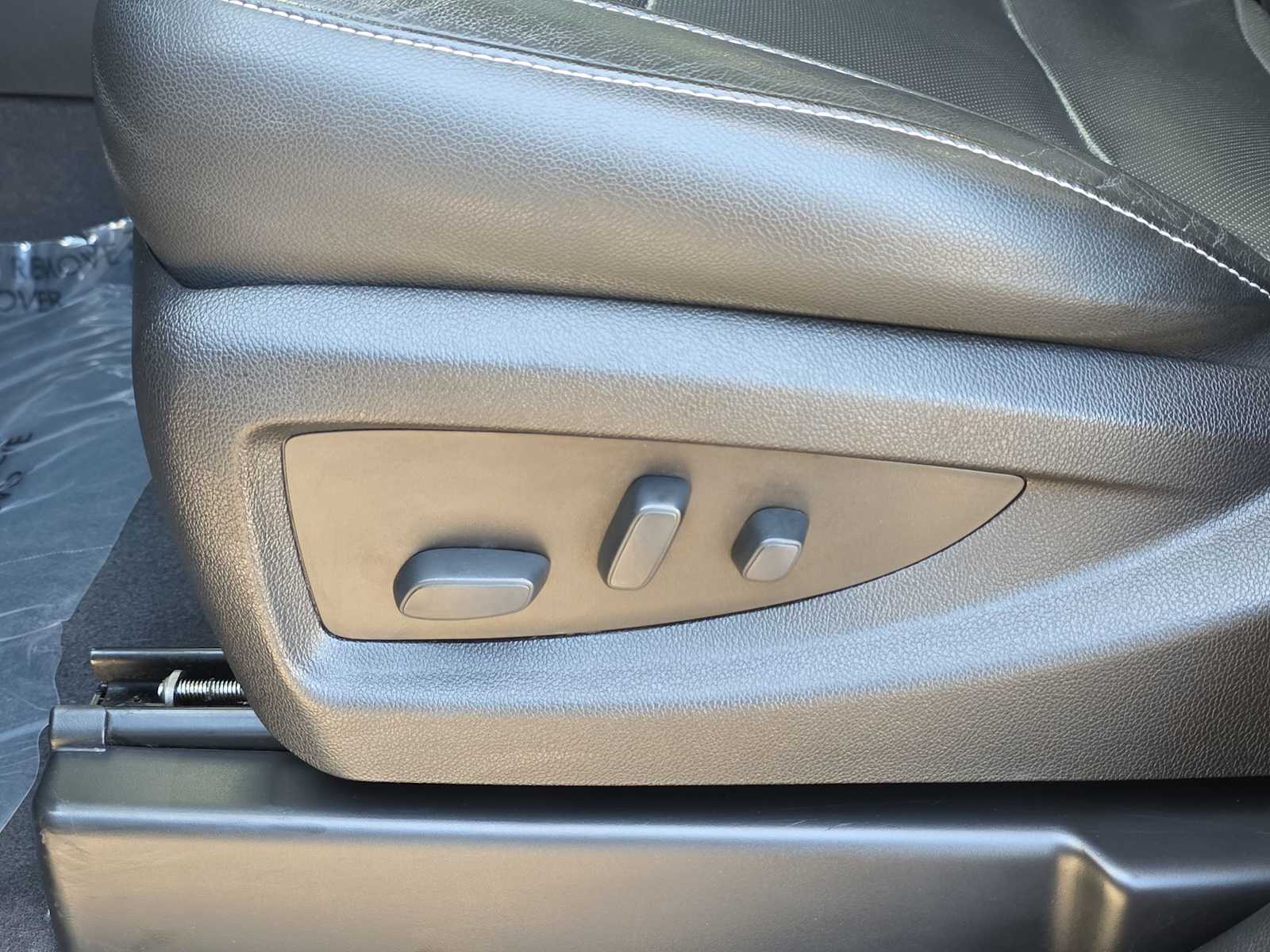 Thumbnail: 2019 Chevrolet Silverado 3500 - 31