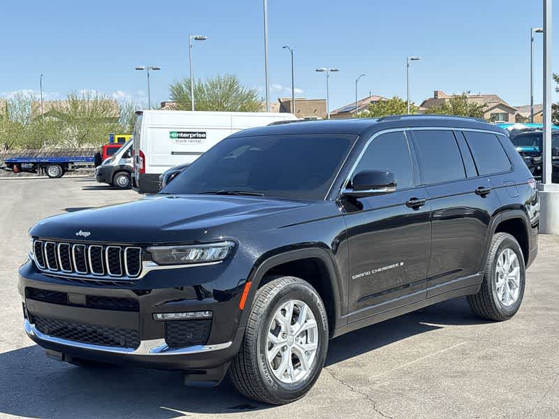 Thumbnail: 2023 Jeep Grand Cherokee L - 4