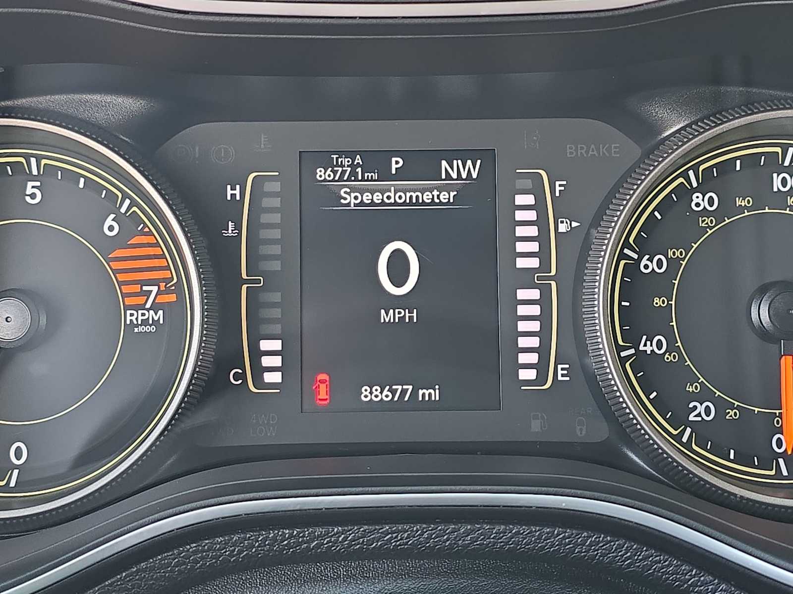 Thumbnail: 2019 Jeep Cherokee - 22