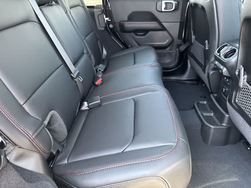 Thumbnail: 2025 Jeep Wrangler - 16