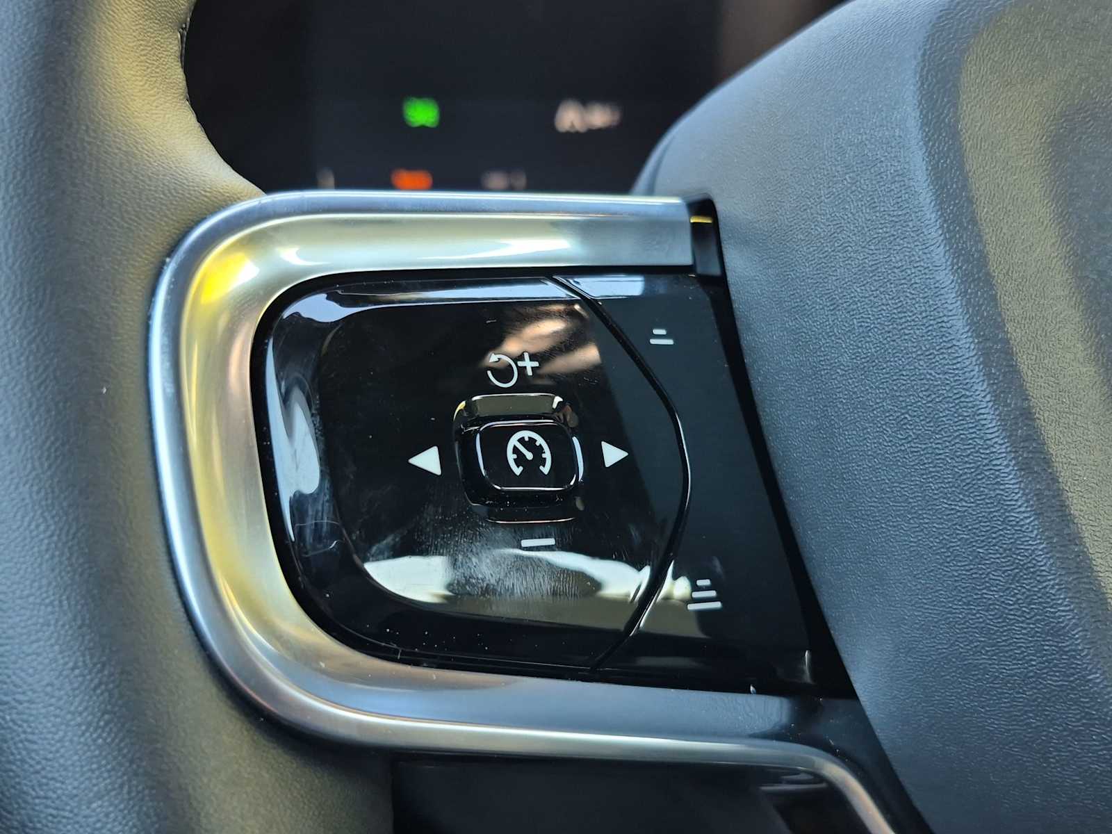 Thumbnail: 2022 Polestar 2 - 29