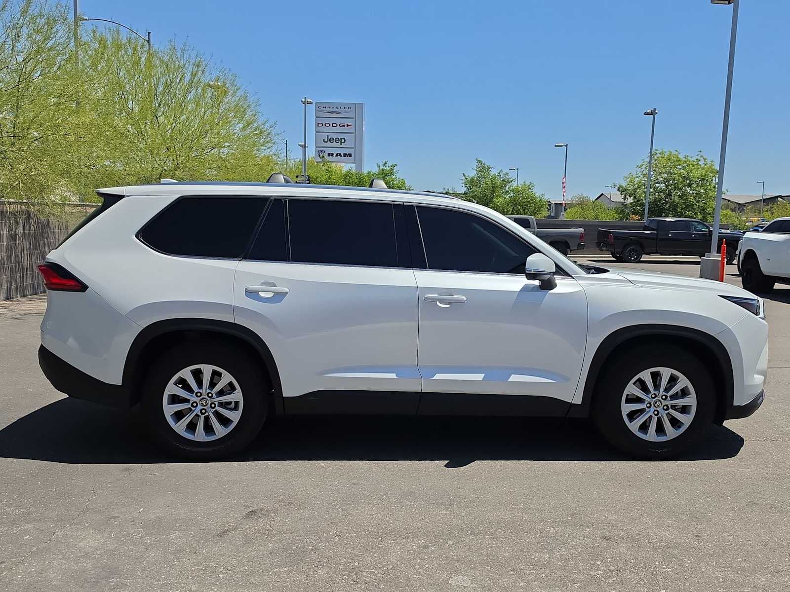 Thumbnail: 2024 Toyota Grand Highlander - 9