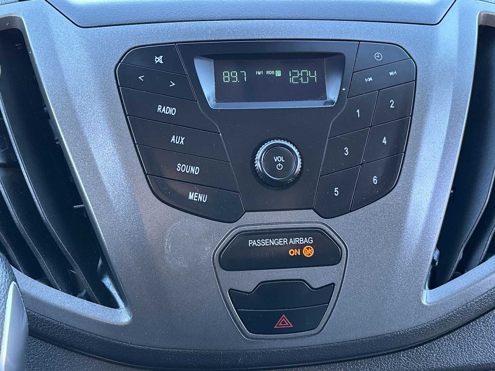 Thumbnail: 2018 Ford Transit Series - 18