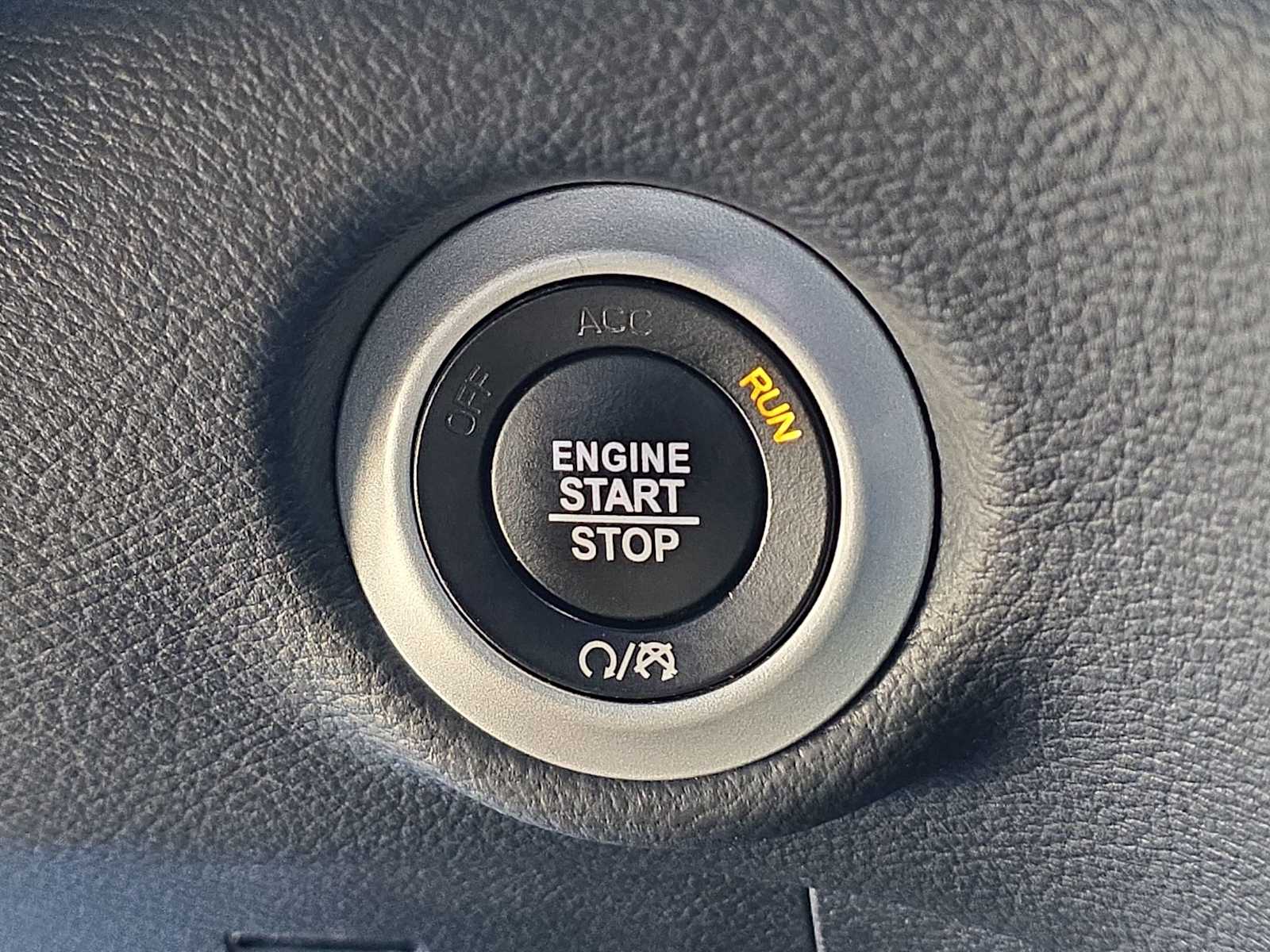 Thumbnail: 2024 Chrysler Pacifica - 23