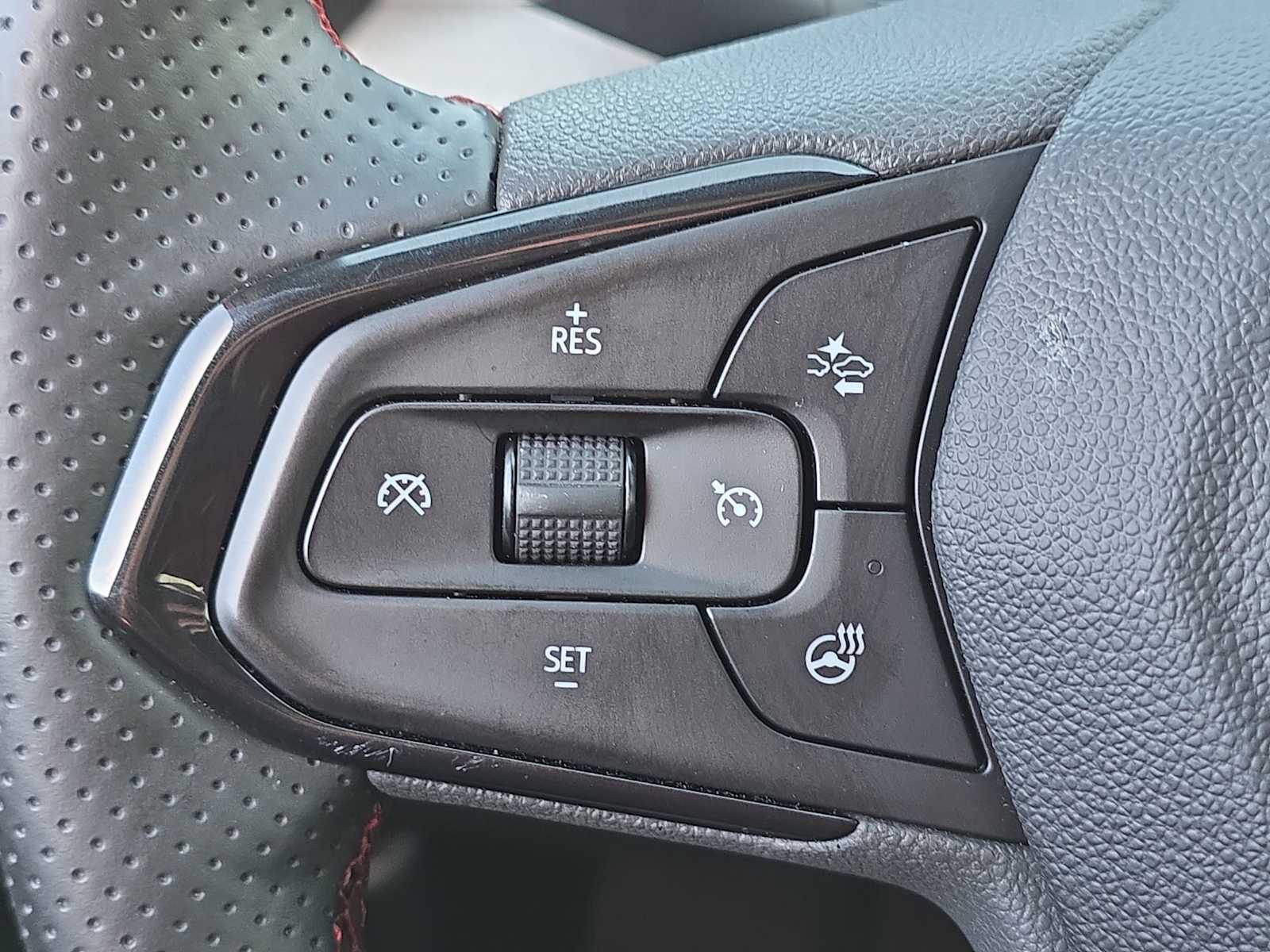 Thumbnail: 2025 Chevrolet Trax - 27