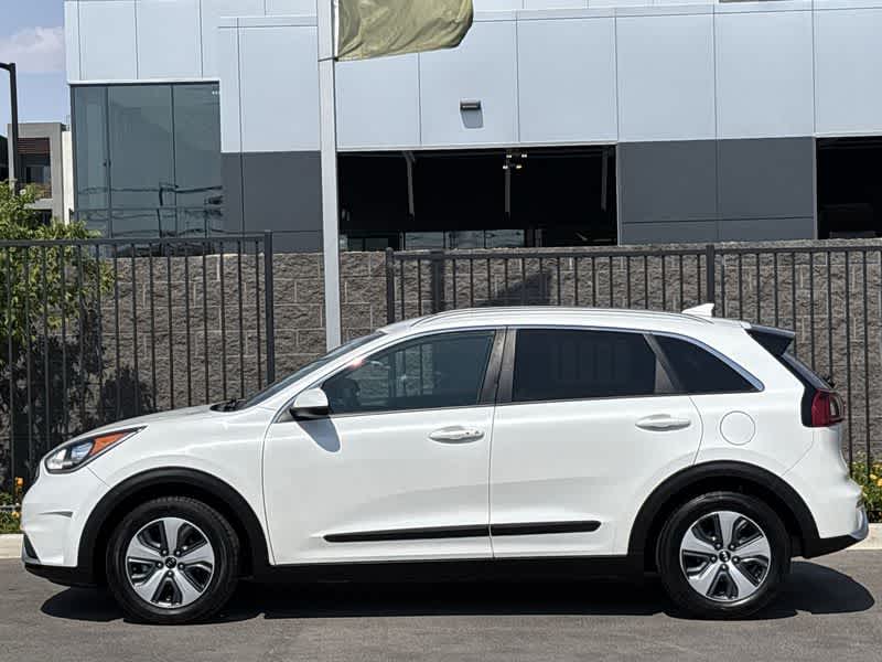 Thumbnail: 2019 Kia Niro - 5