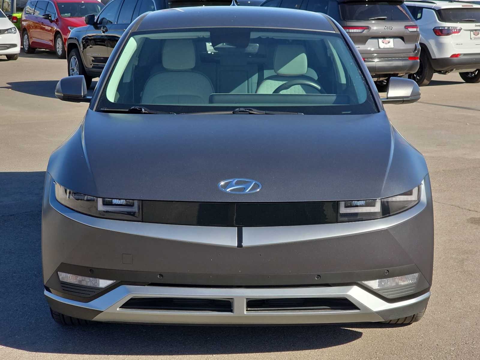 Thumbnail: 2023 Hyundai Ioniq 5 - 4