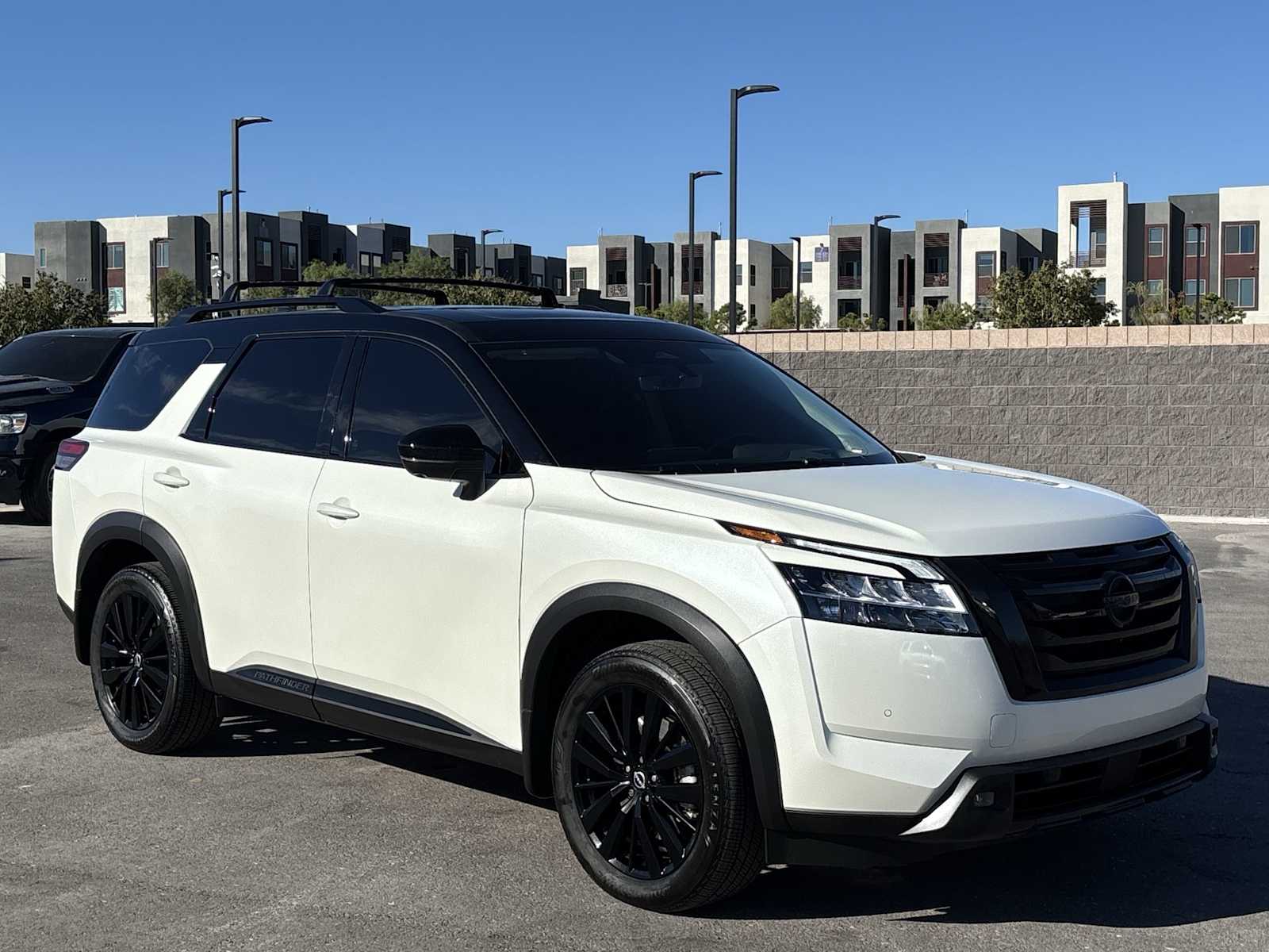 Thumbnail: 2024 Nissan Pathfinder - 3