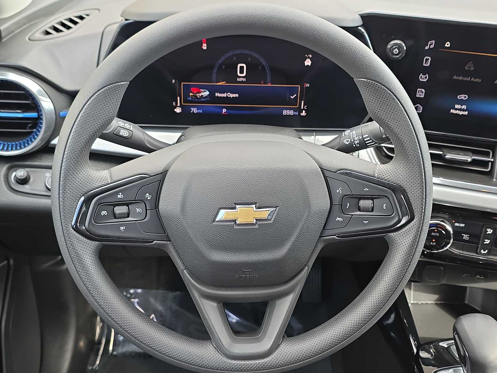 Thumbnail: 2025 Chevrolet Trax - 19