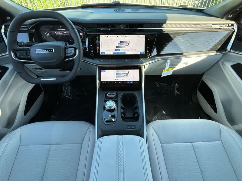 Thumbnail: 2025 Jeep Wagoneer S - 14