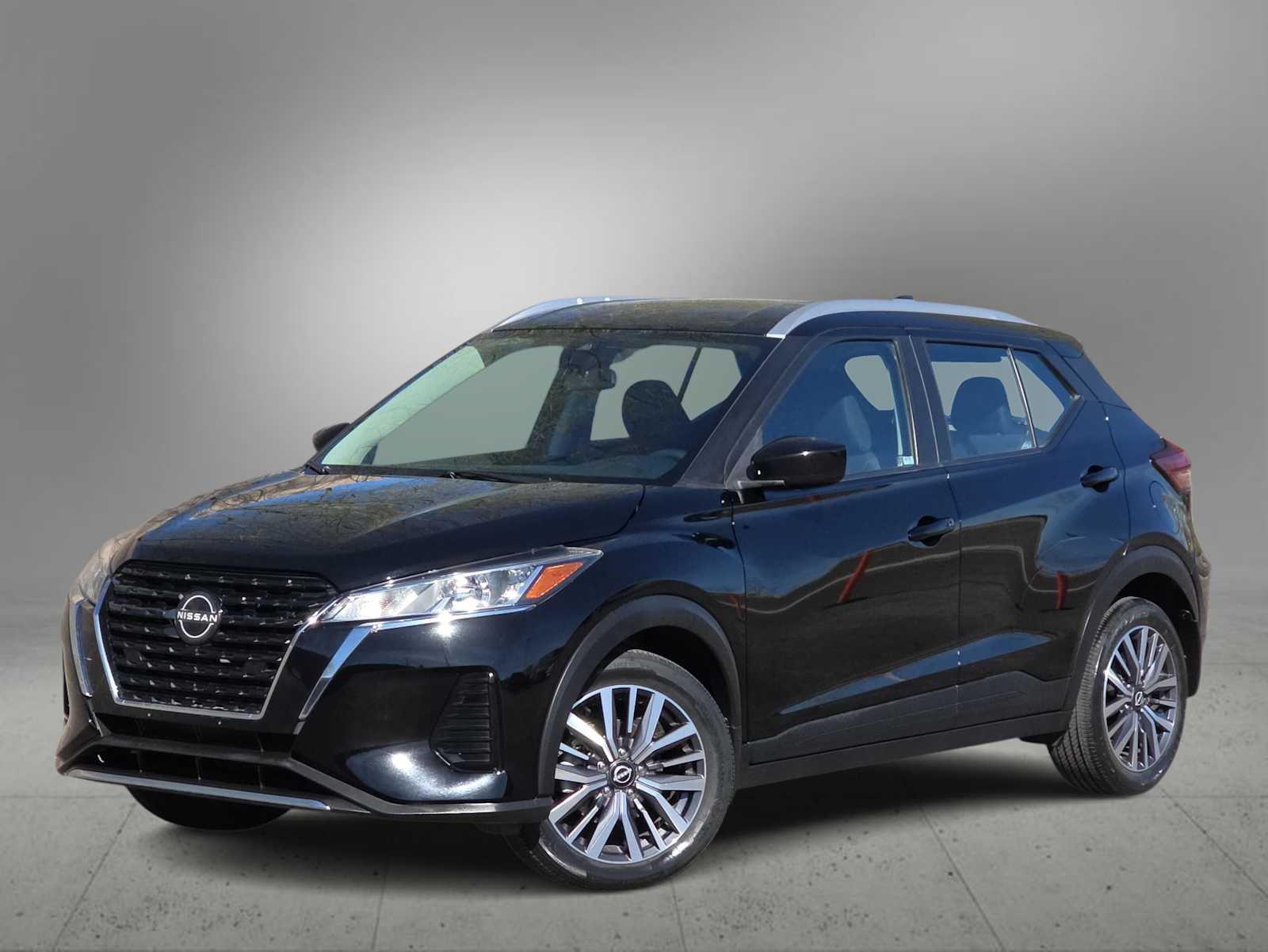 Thumbnail: 2023 Nissan Kicks - 1