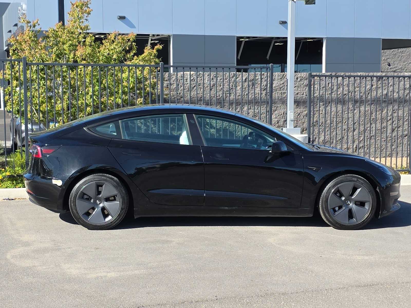 Thumbnail: 2021 Tesla Model 3 - 10
