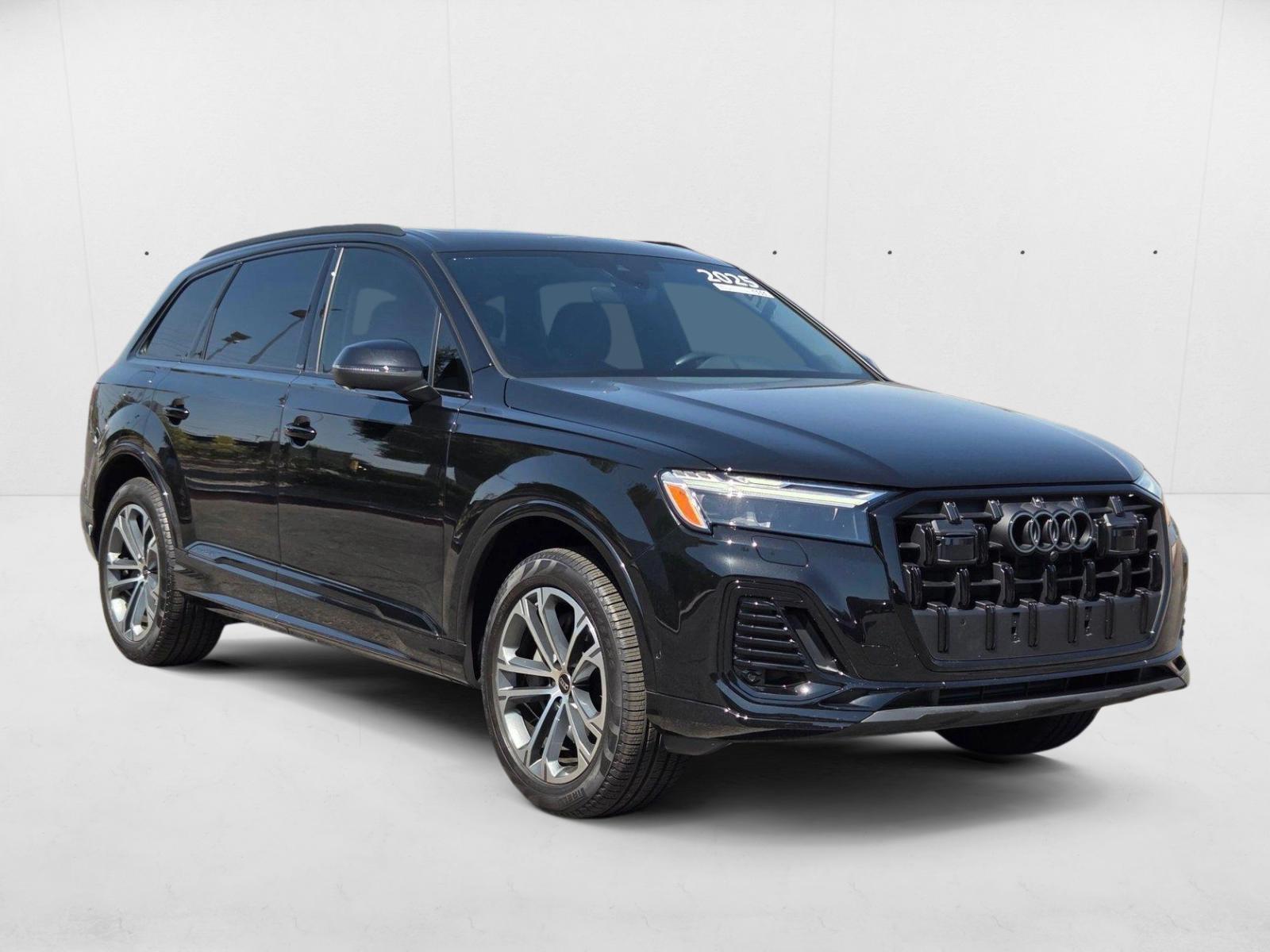 2025 Audi Q7 Premium Plus photo 3