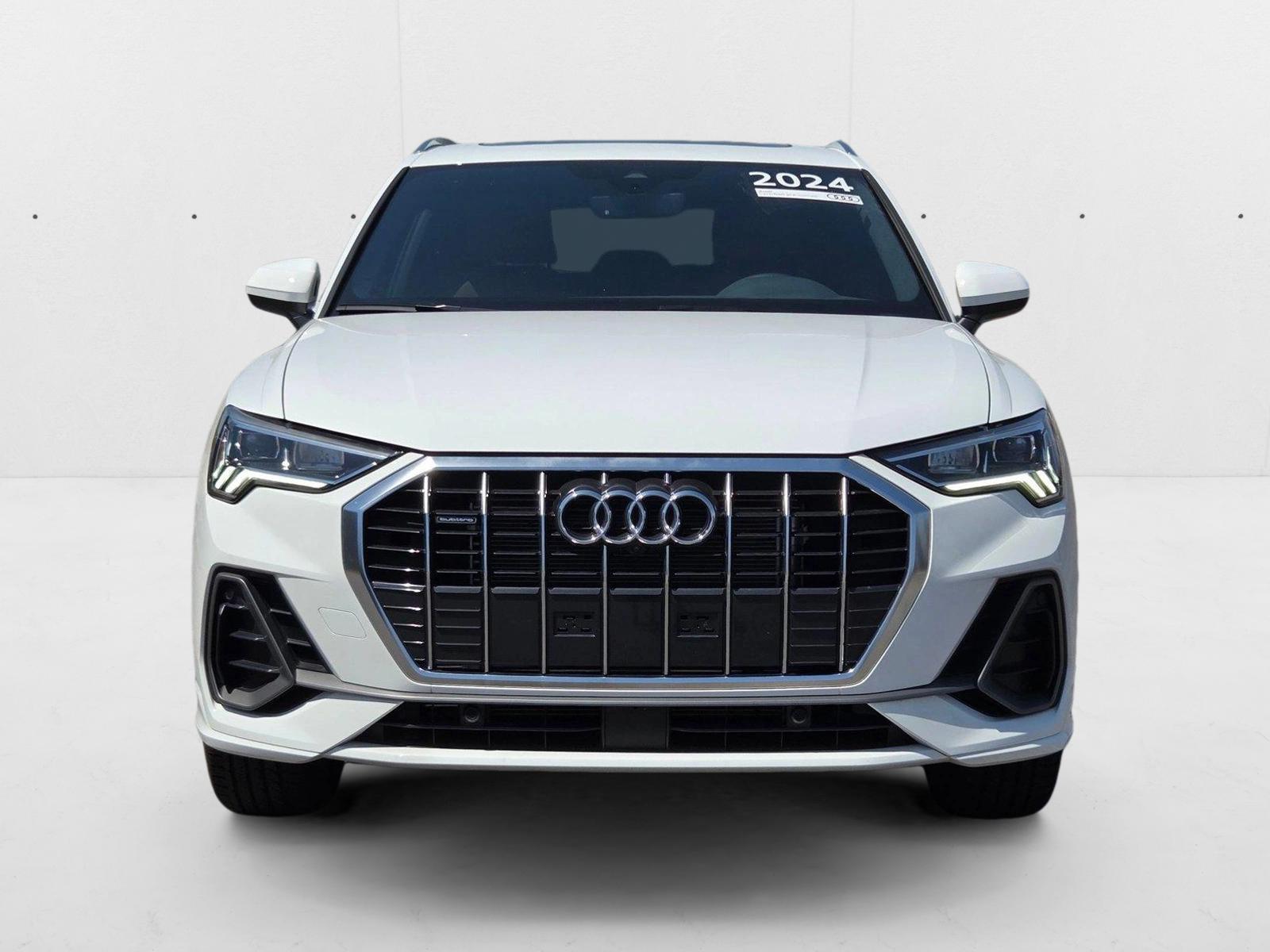 2024 Audi Q3 S line Premium Plus photo 2