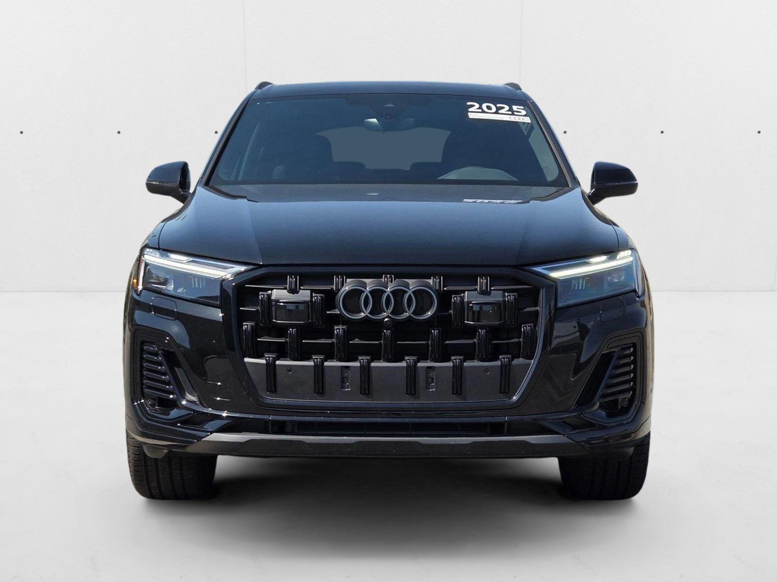 2025 Audi Q7 Premium Plus photo 2