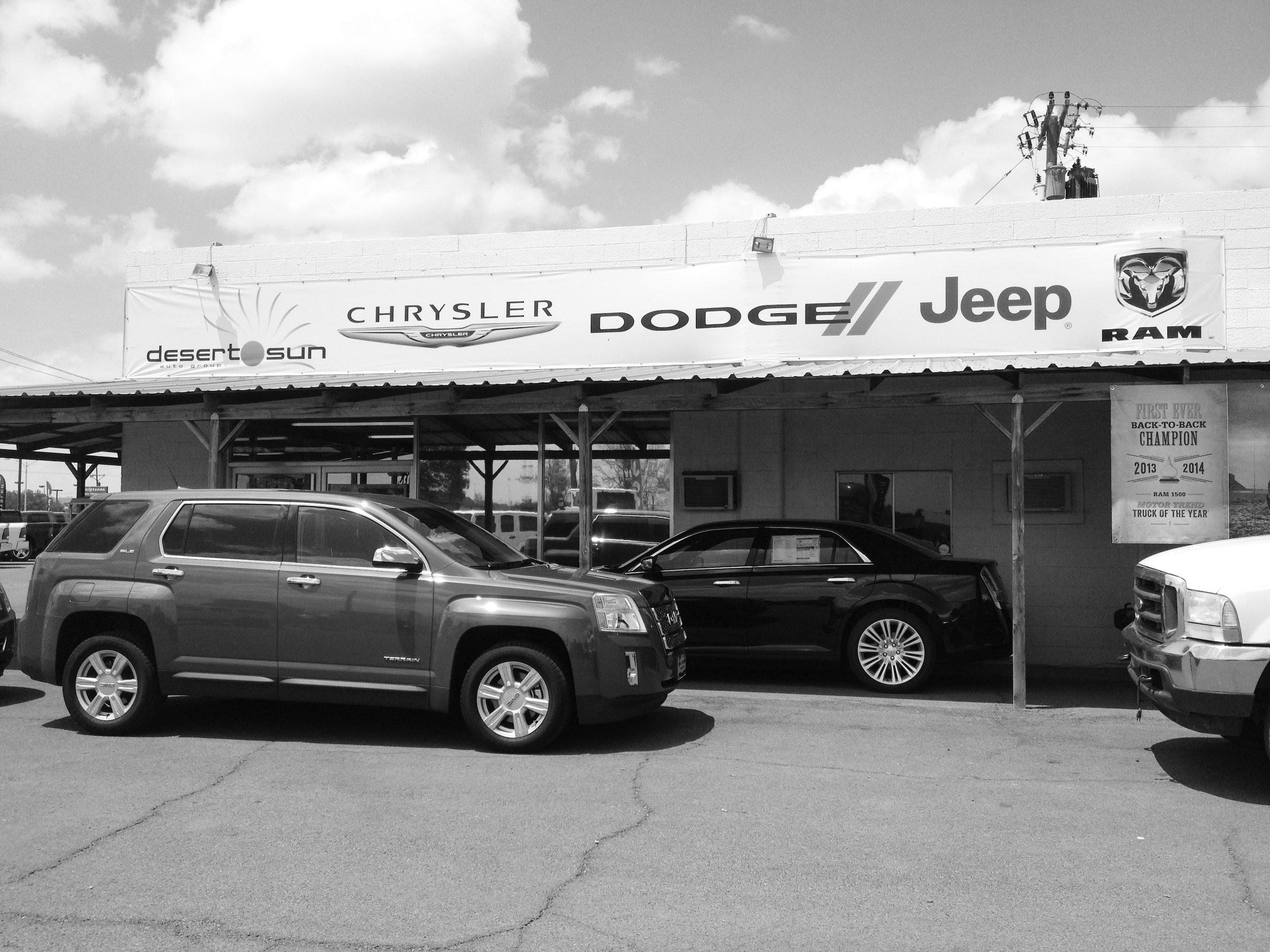 Desert Sun Roswell Nm >> About Desert Sun In Roswell Nm New Used Chrysler Dodge Jeep Ram Desert Sun Roswell Nm >> About Desert Sun In Roswell Nm New Used Chrysler Dodge Jeep Ram