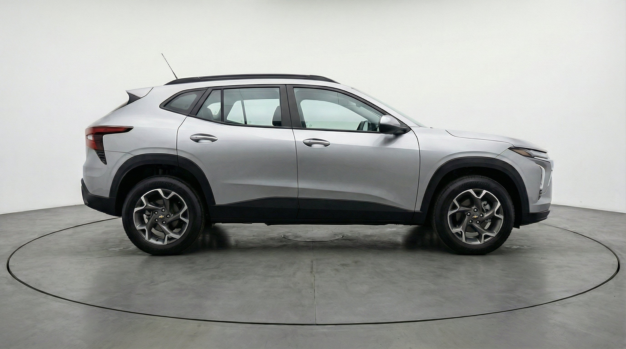 Thumbnail: 2025 Chevrolet Trax - 11