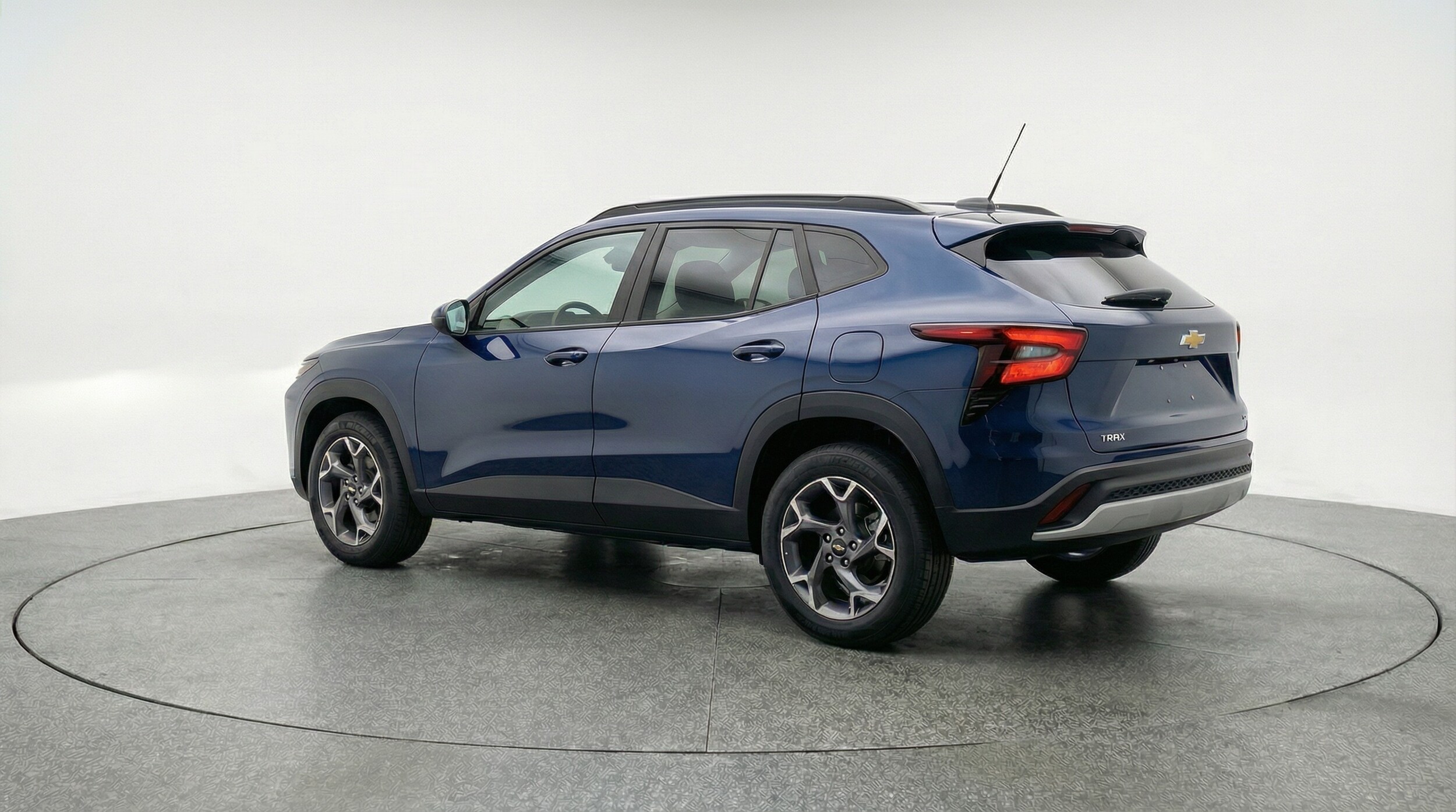 Thumbnail: 2025 Chevrolet Trax - 5