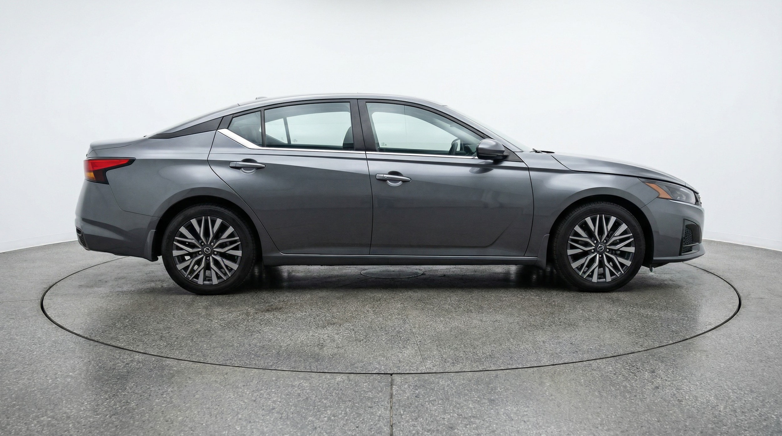 Thumbnail: 2025 Nissan Altima - 8