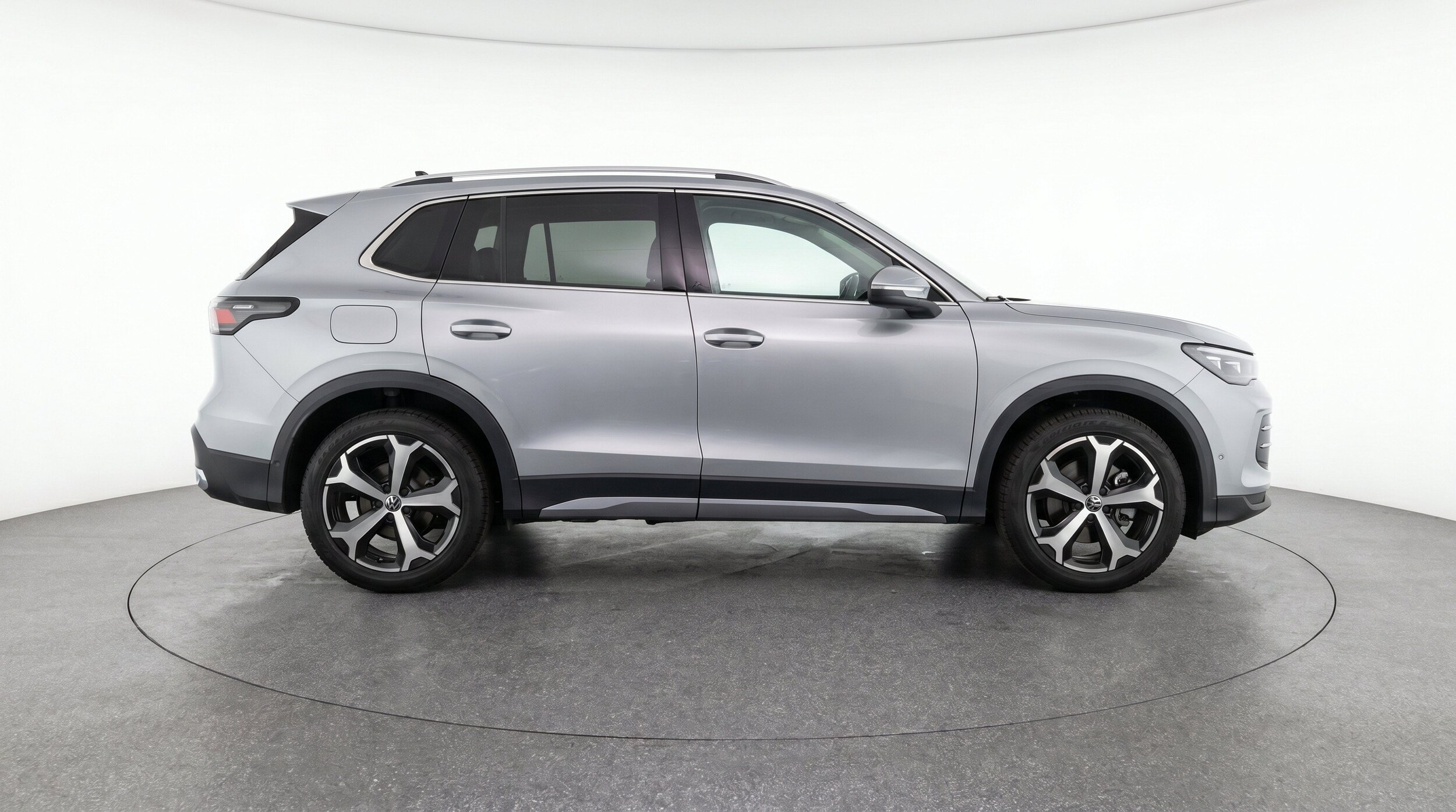 Thumbnail: 2026 Volkswagen Tiguan - 11