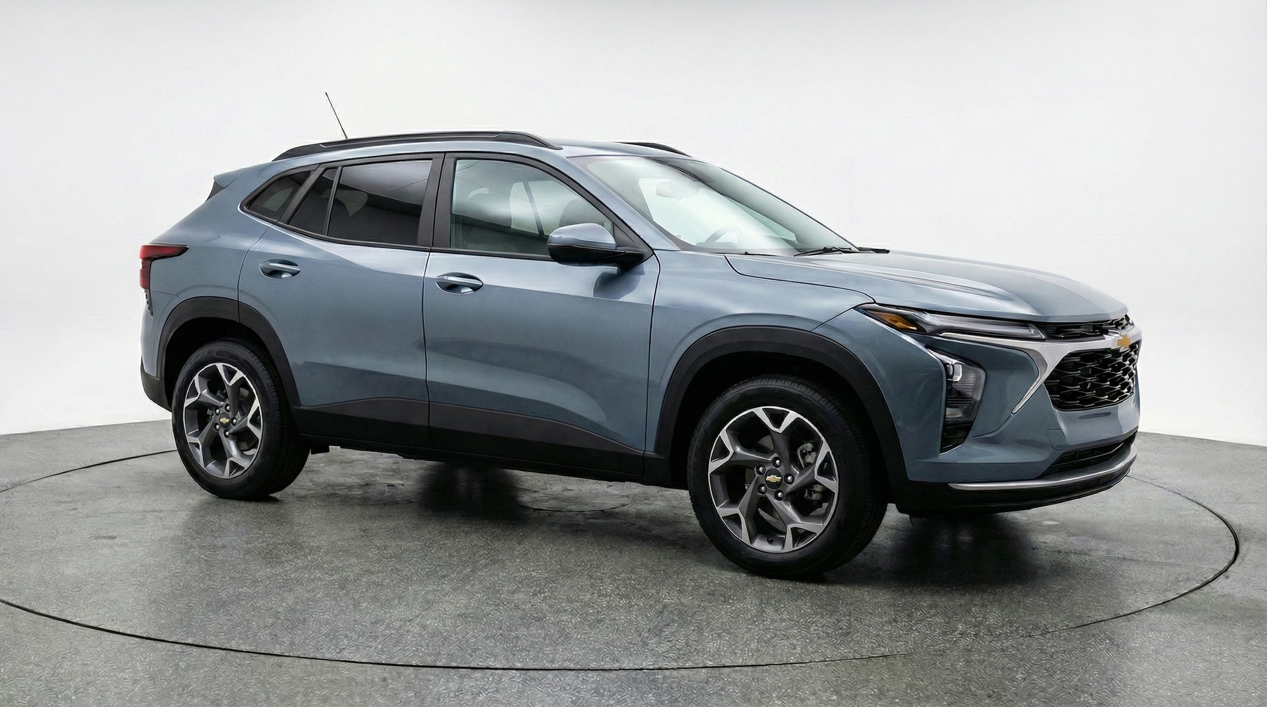 Thumbnail: 2025 Chevrolet Trax - 1