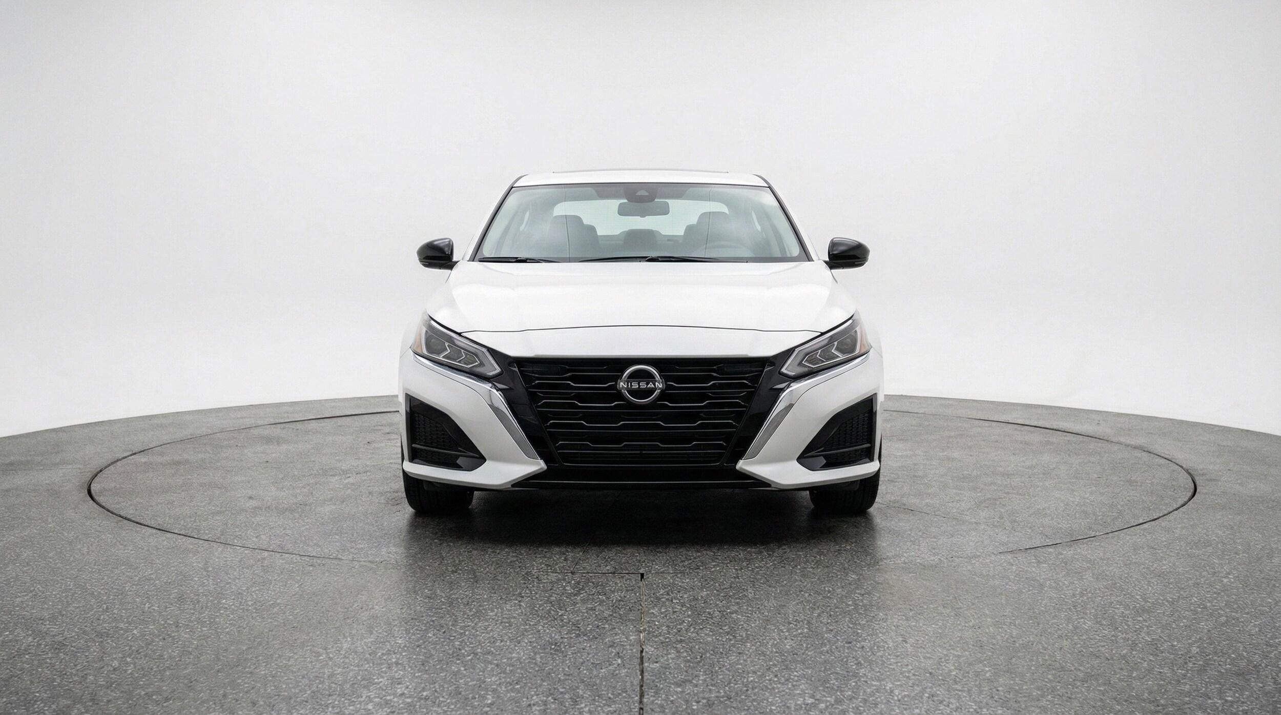 Thumbnail: 2025 Nissan Altima - 2