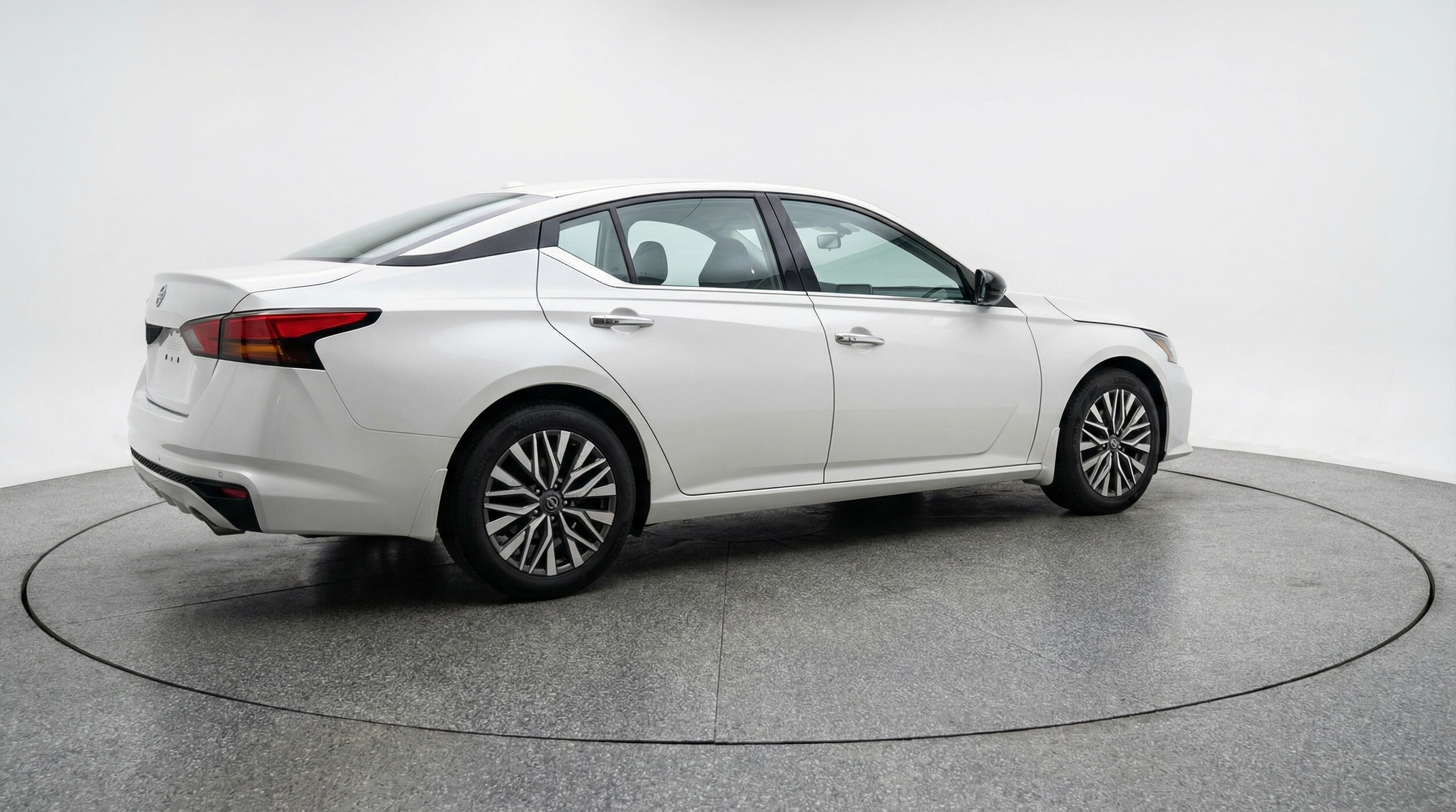 Thumbnail: 2025 Nissan Altima - 7