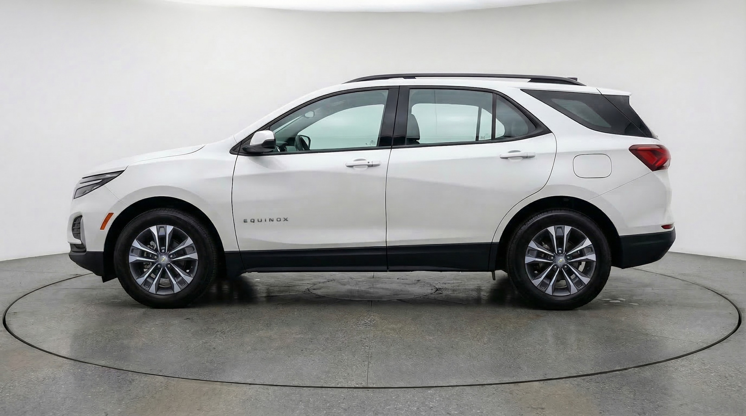 Thumbnail: 2025 Chevrolet Equinox - 4