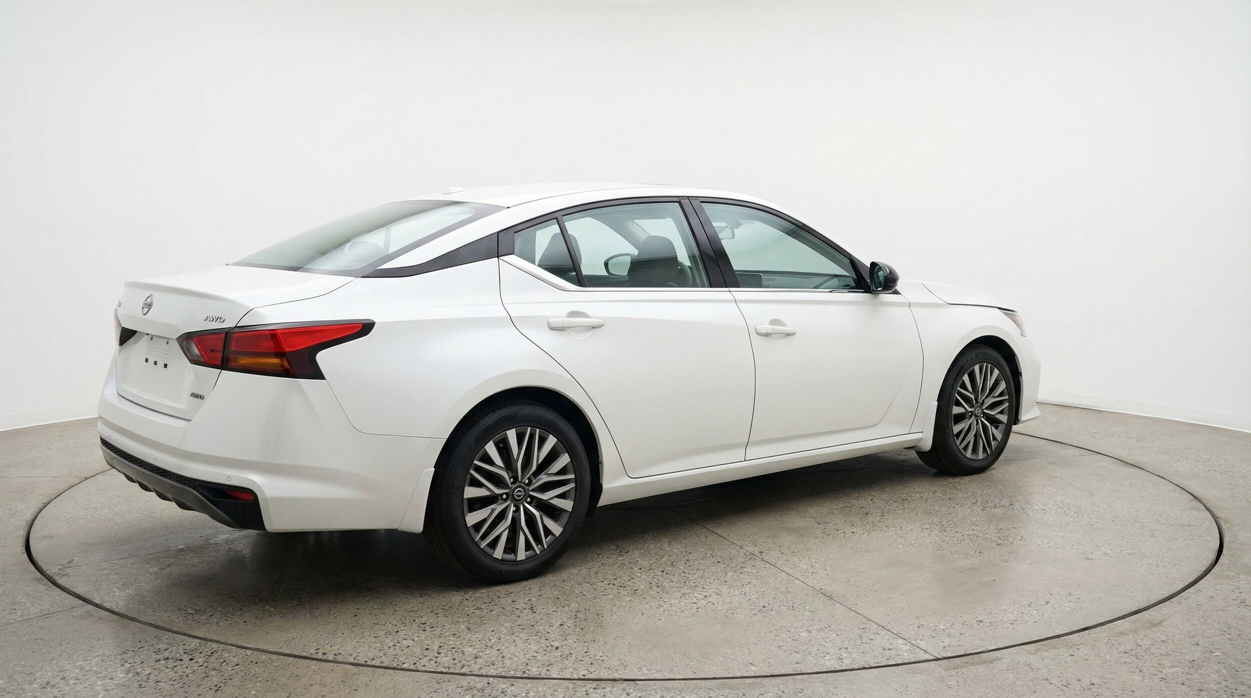 Thumbnail: 2025 Nissan Altima - 9