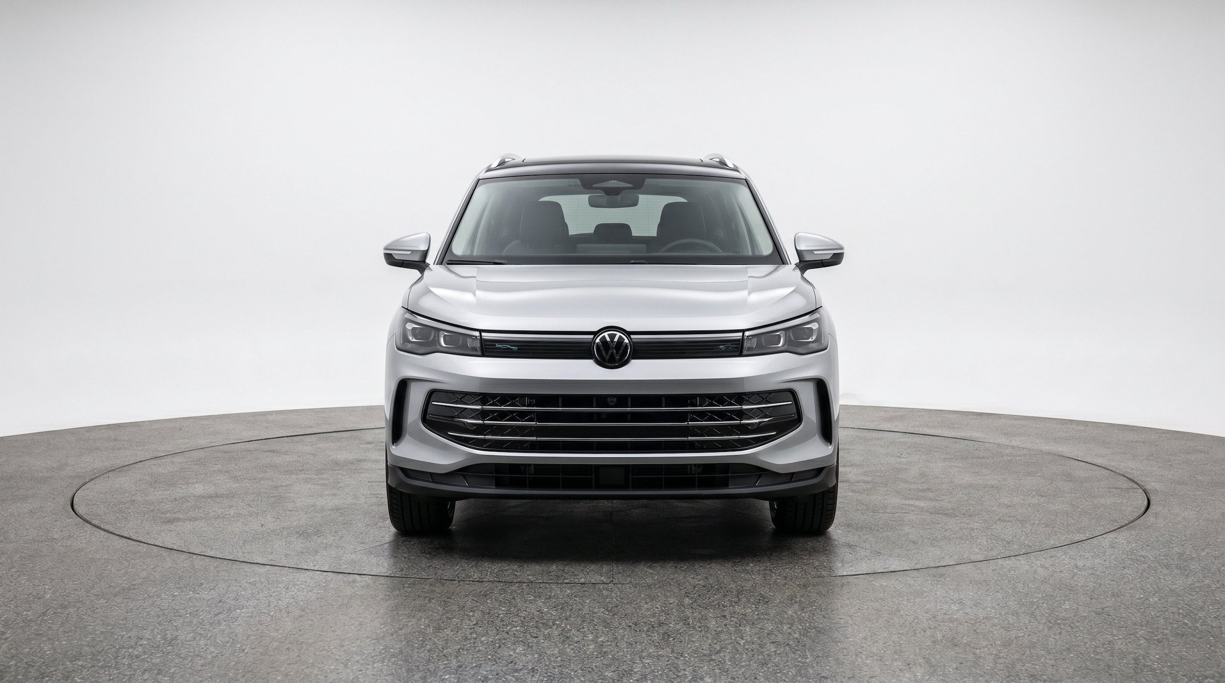 Thumbnail: 2026 Volkswagen Tiguan - 2
