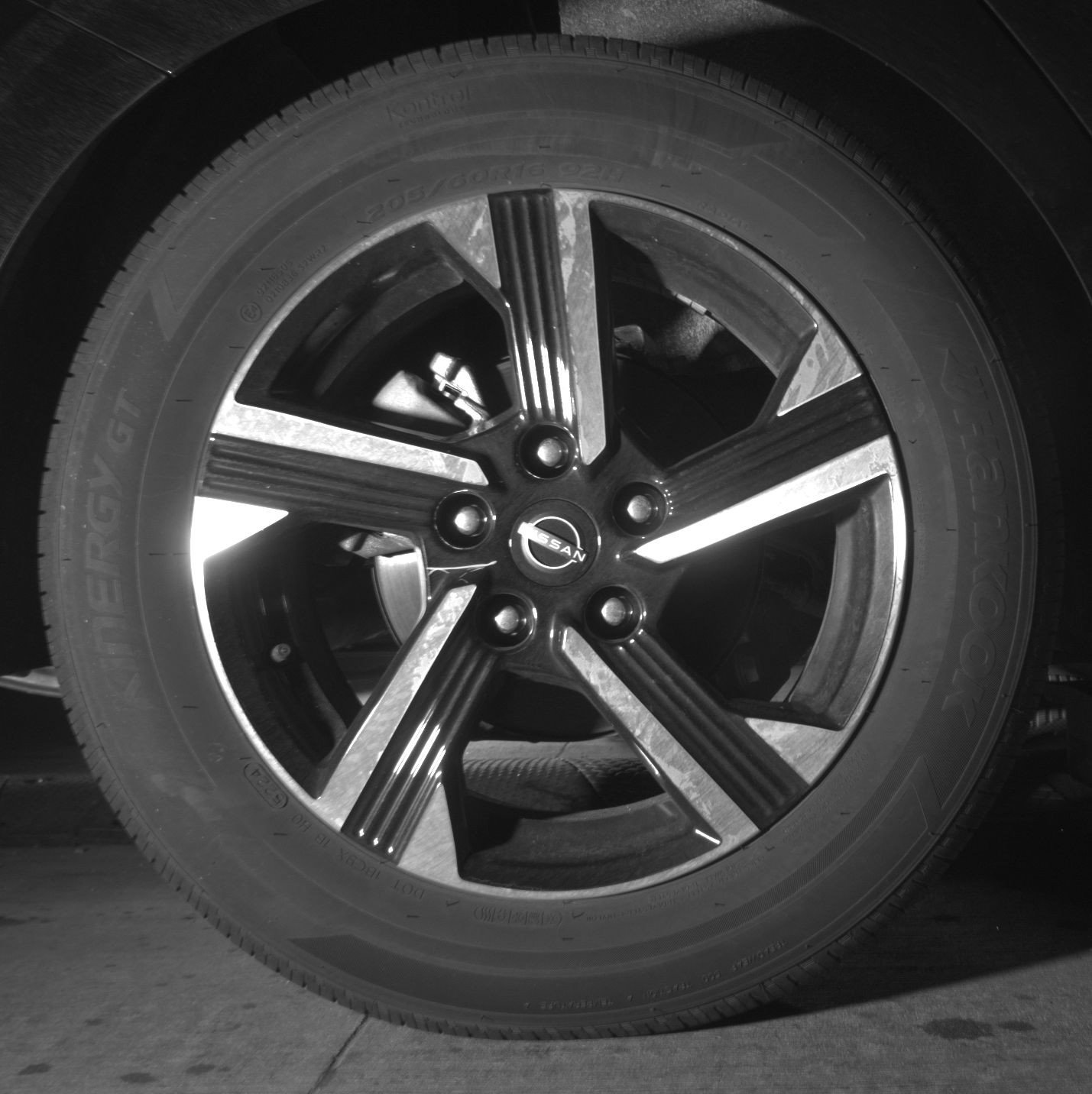 Thumbnail: 2025 Nissan Sentra - 15