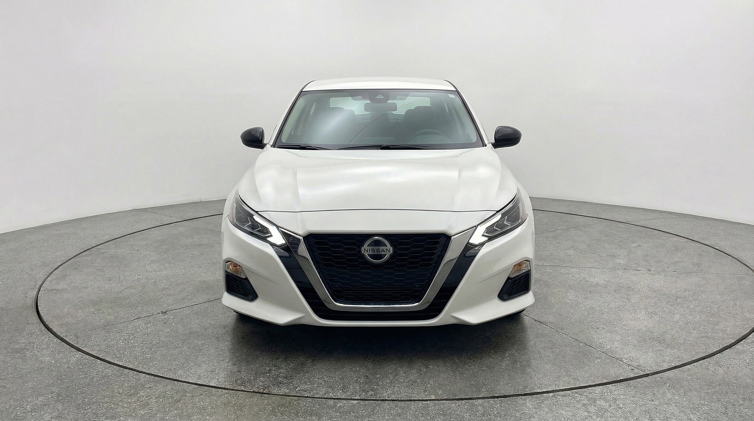 Thumbnail: 2025 Nissan Altima - 2