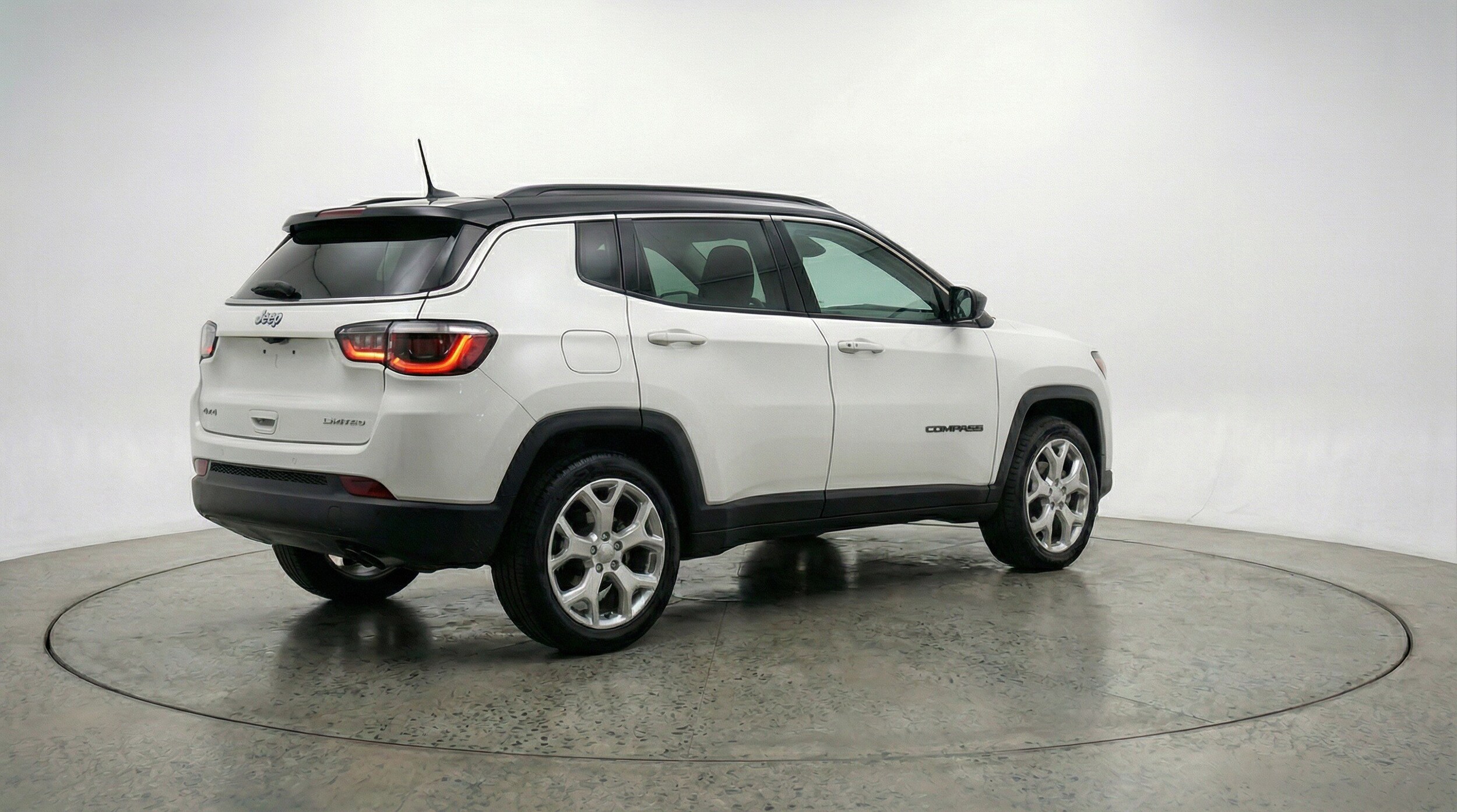 Thumbnail: 2025 Jeep Compass - 9
