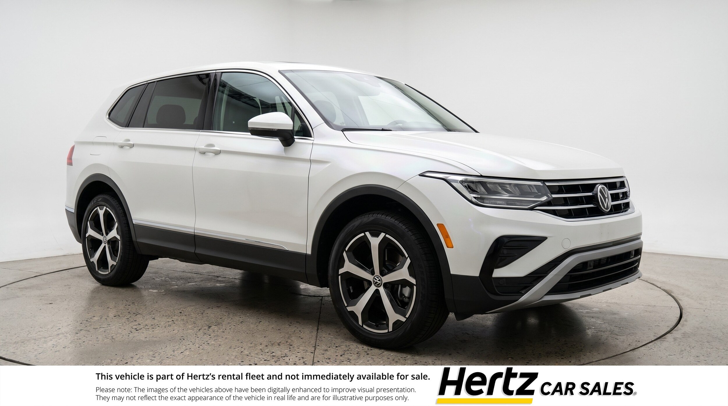 Thumbnail: 2026 Volkswagen Tiguan - 1
