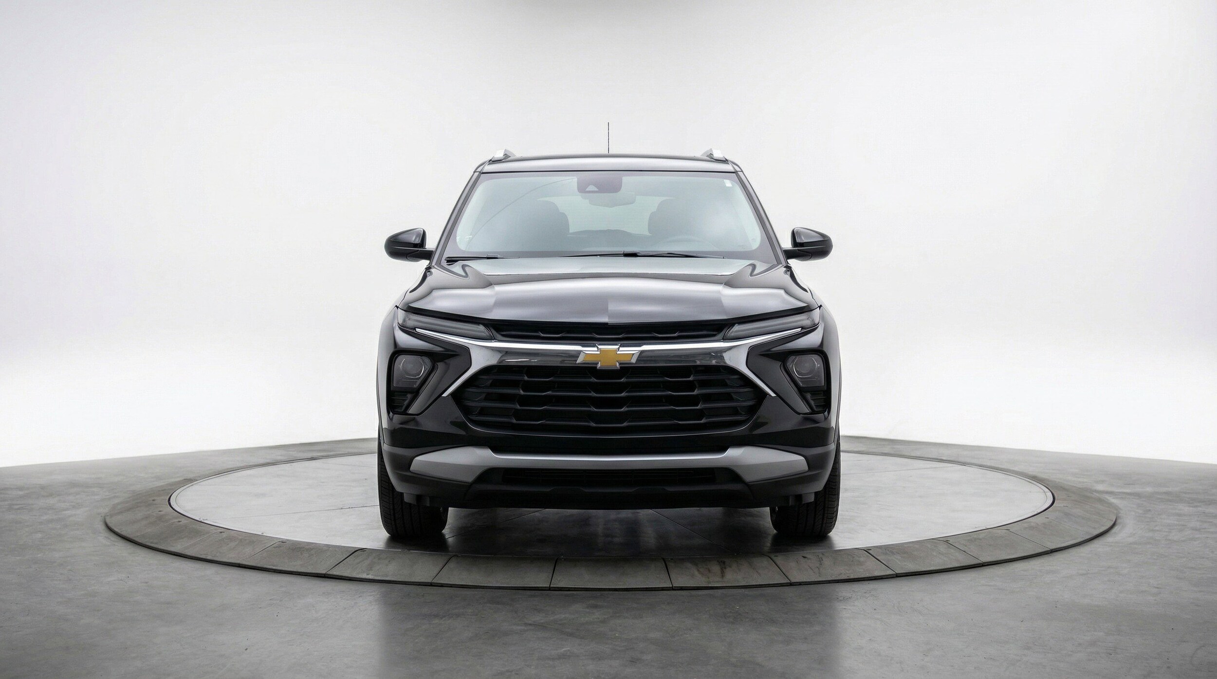 Thumbnail: 2025 Chevrolet TrailBlazer - 2