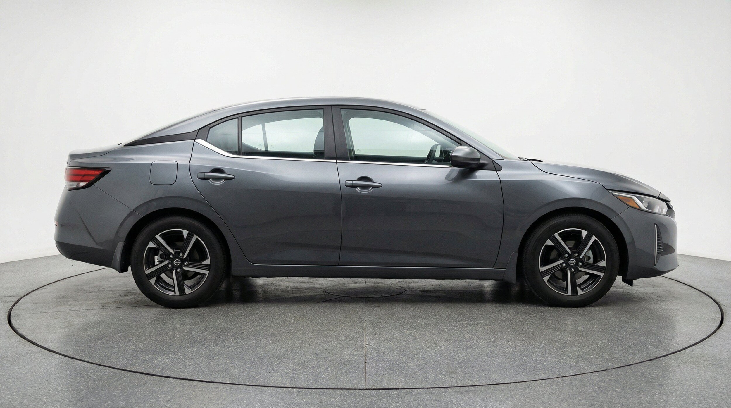 Thumbnail: 2025 Nissan Sentra - 11
