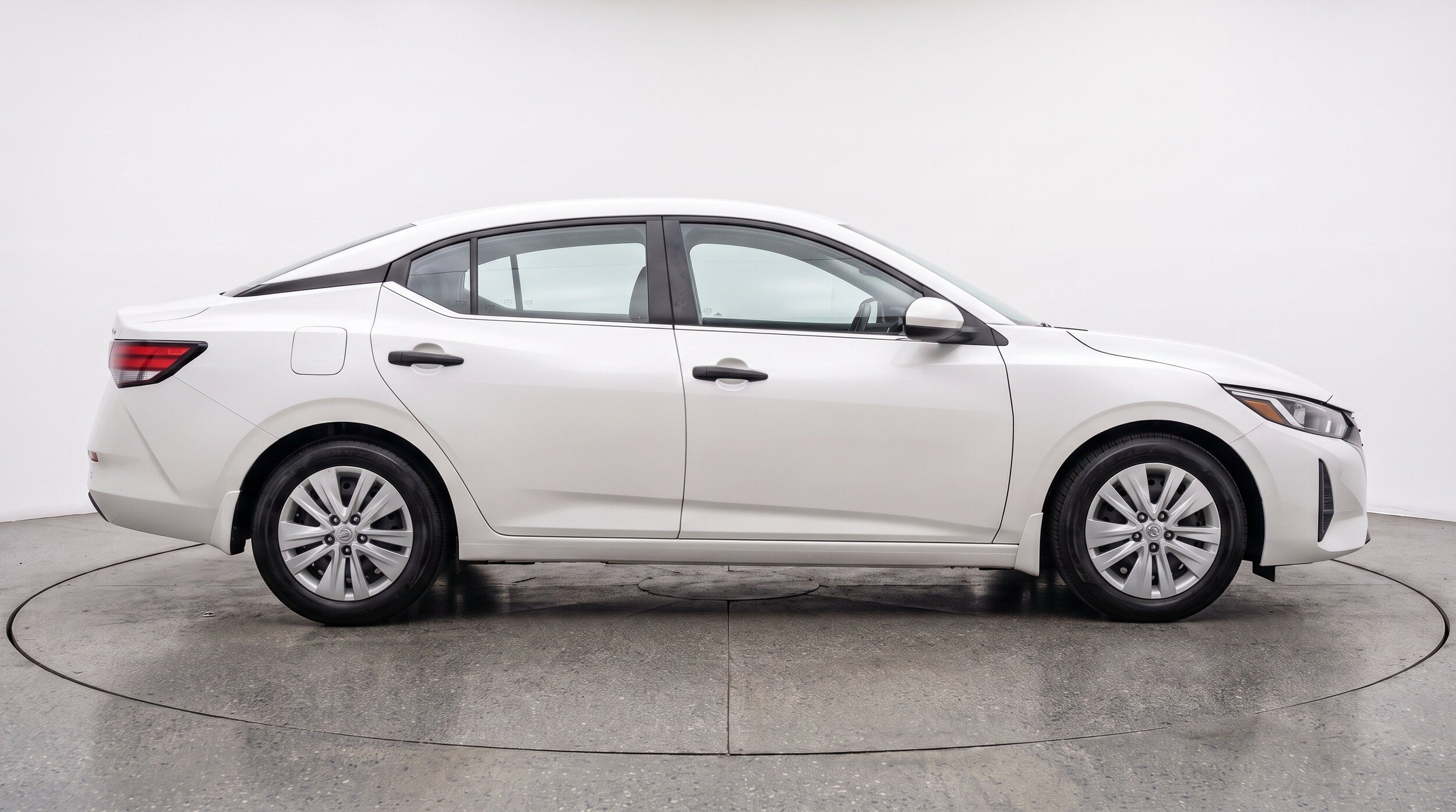 Thumbnail: 2025 Nissan Sentra - 11