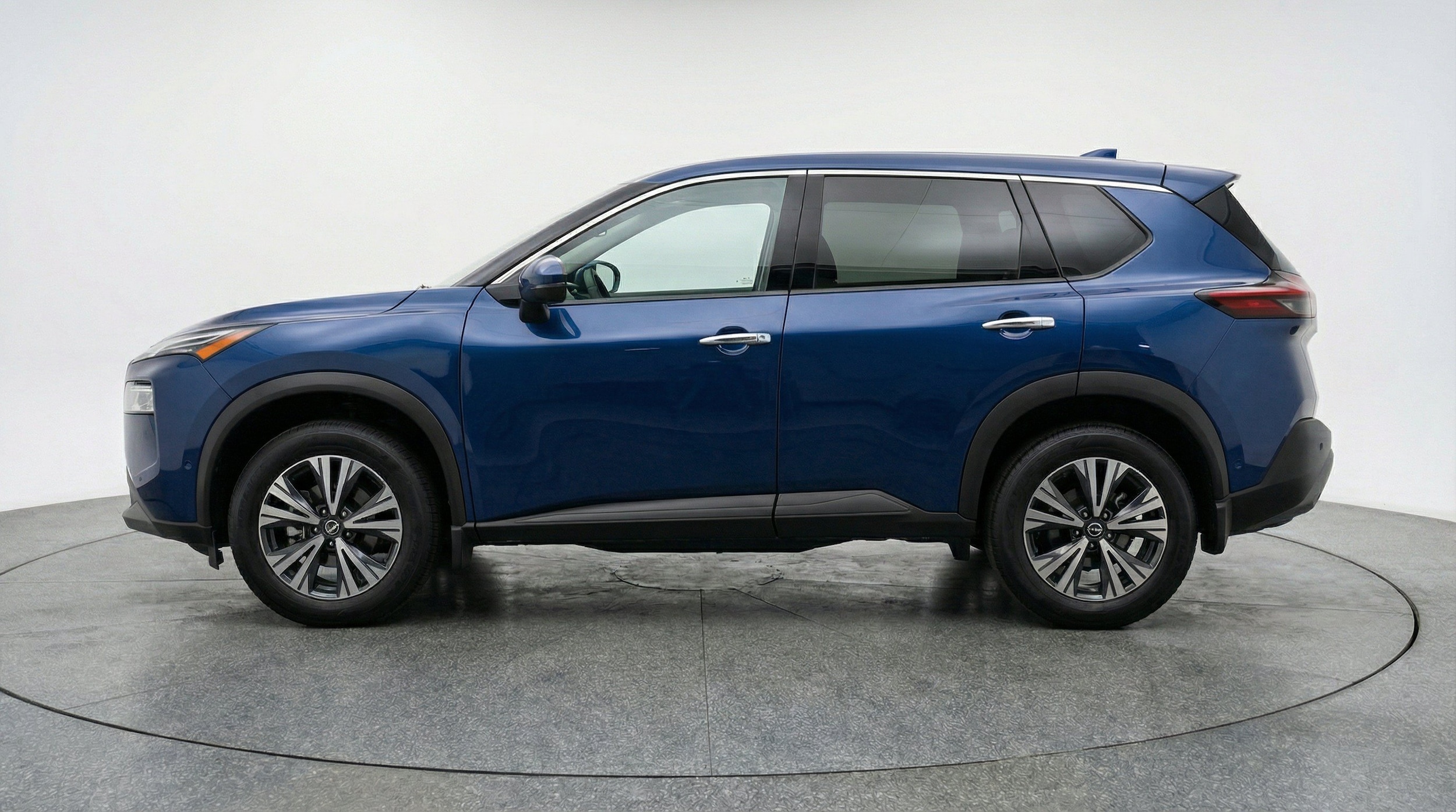Thumbnail: 2025 Nissan Rogue - 5