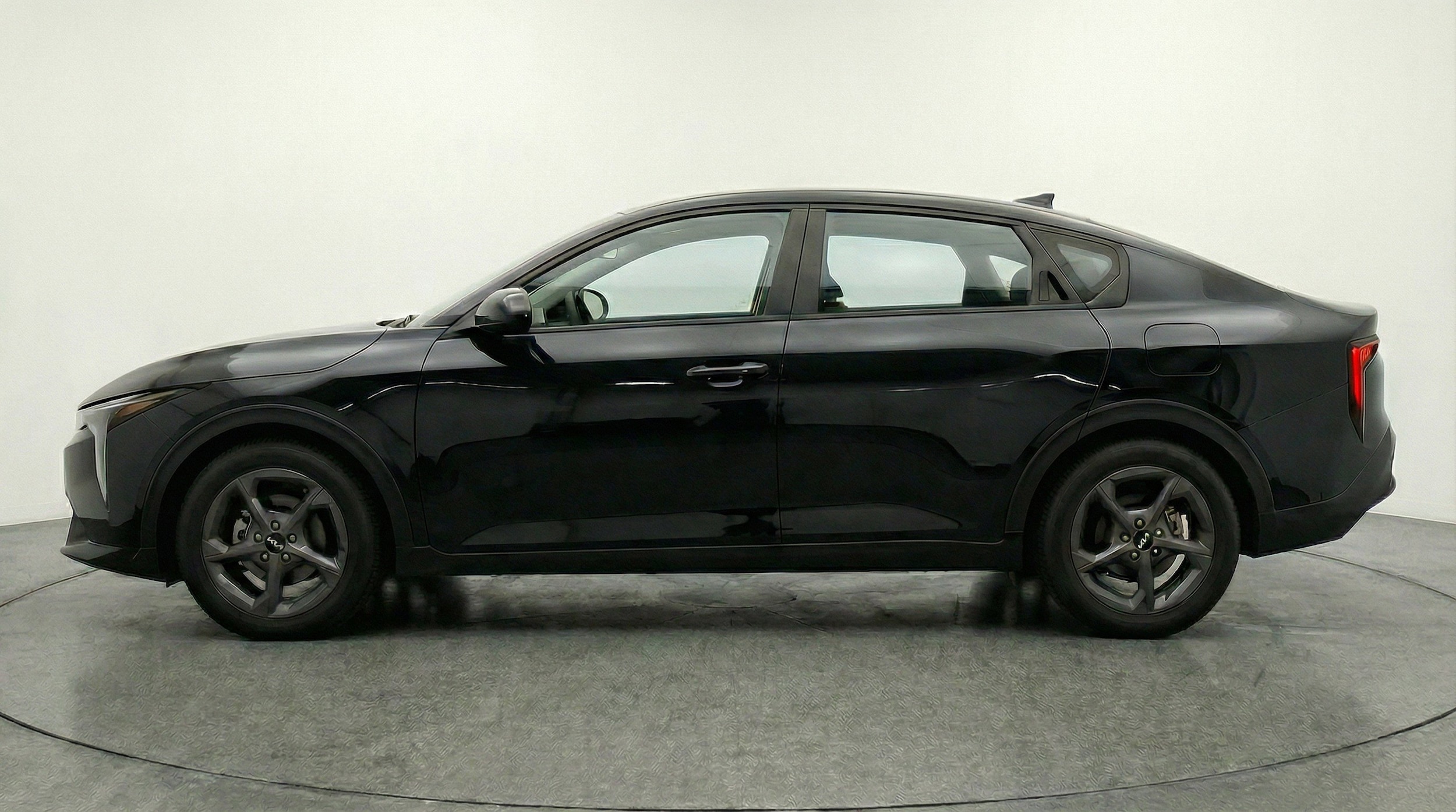 Thumbnail: 2025 Kia K4 - 5