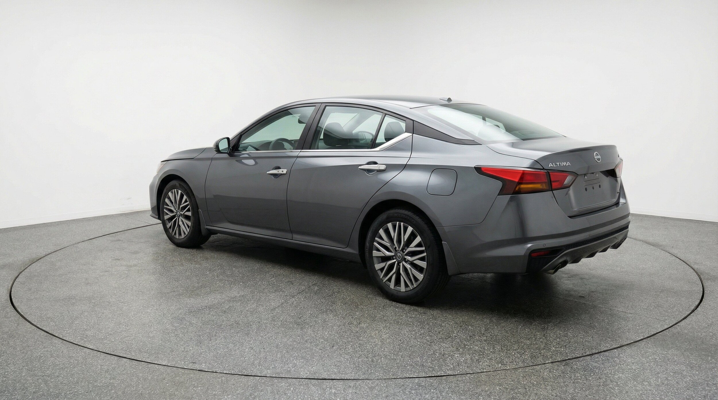 Thumbnail: 2025 Nissan Altima - 6
