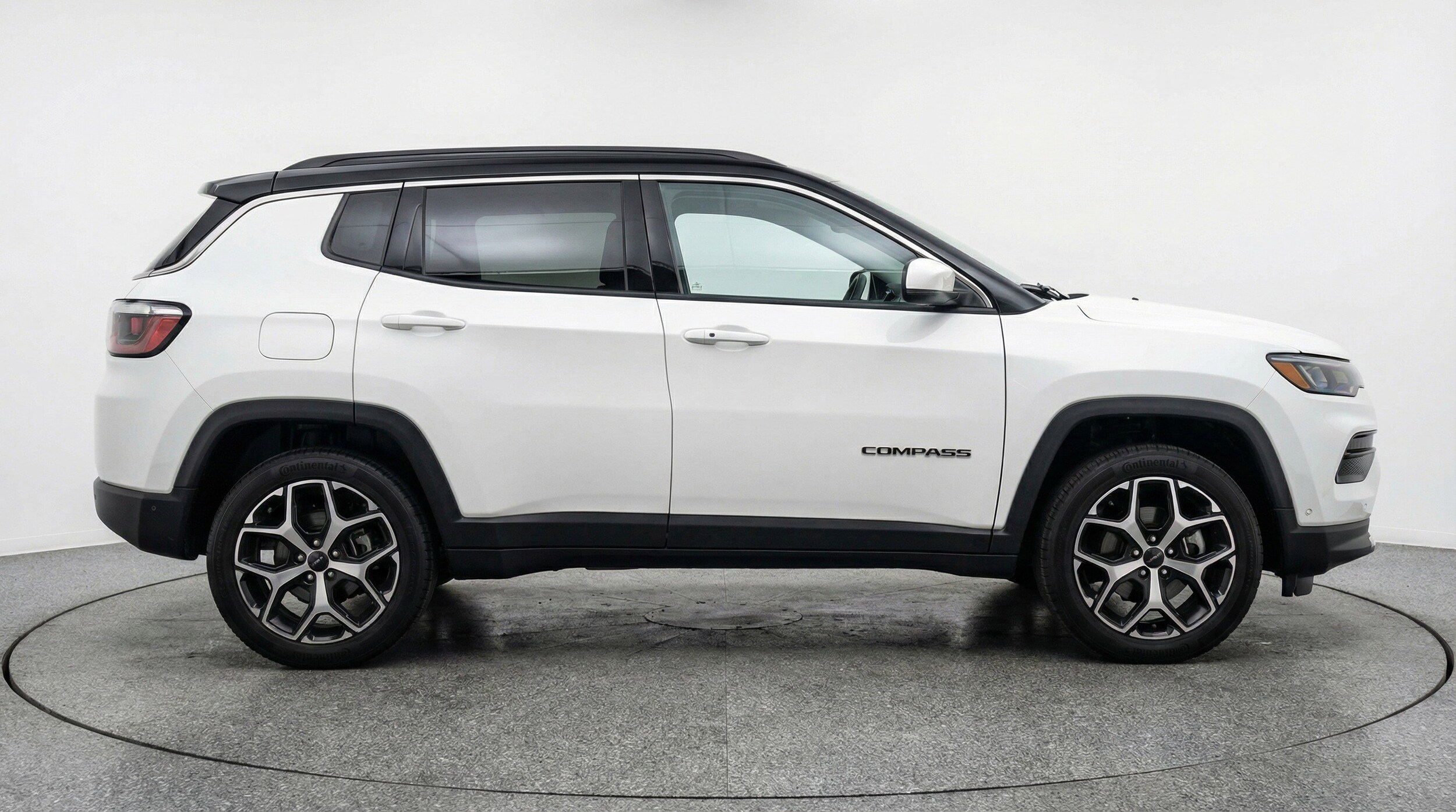 Thumbnail: 2025 Jeep Compass - 11