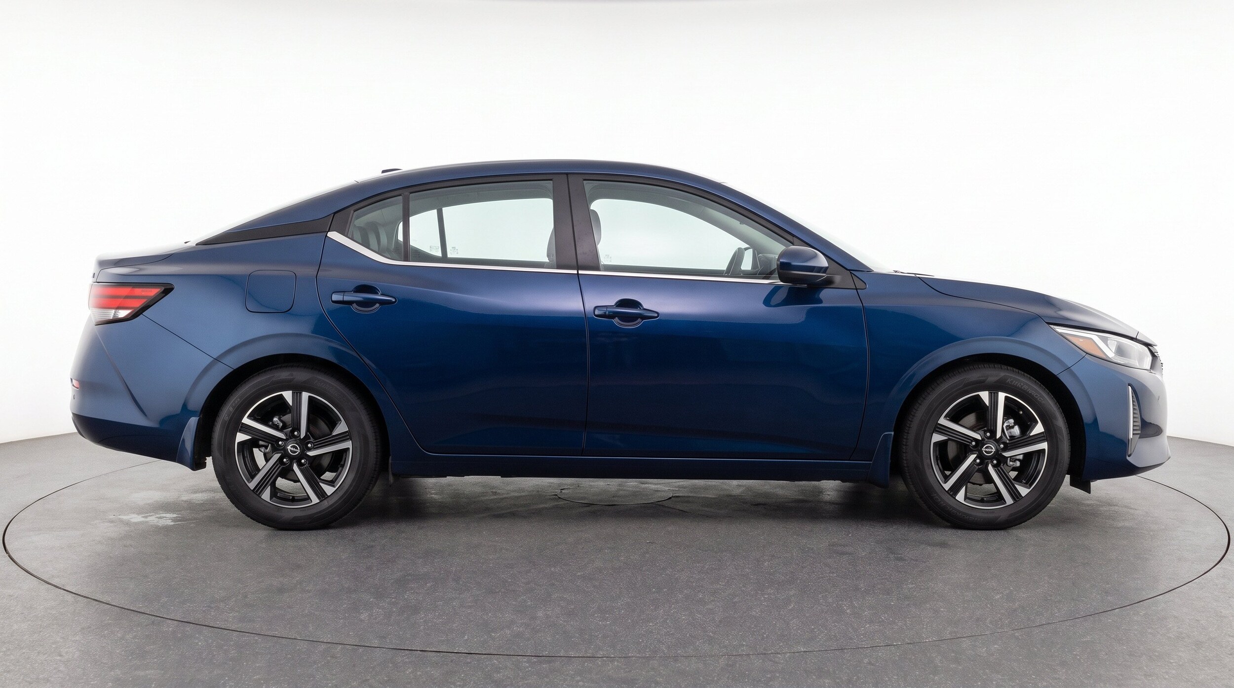 Thumbnail: 2025 Nissan Sentra - 11