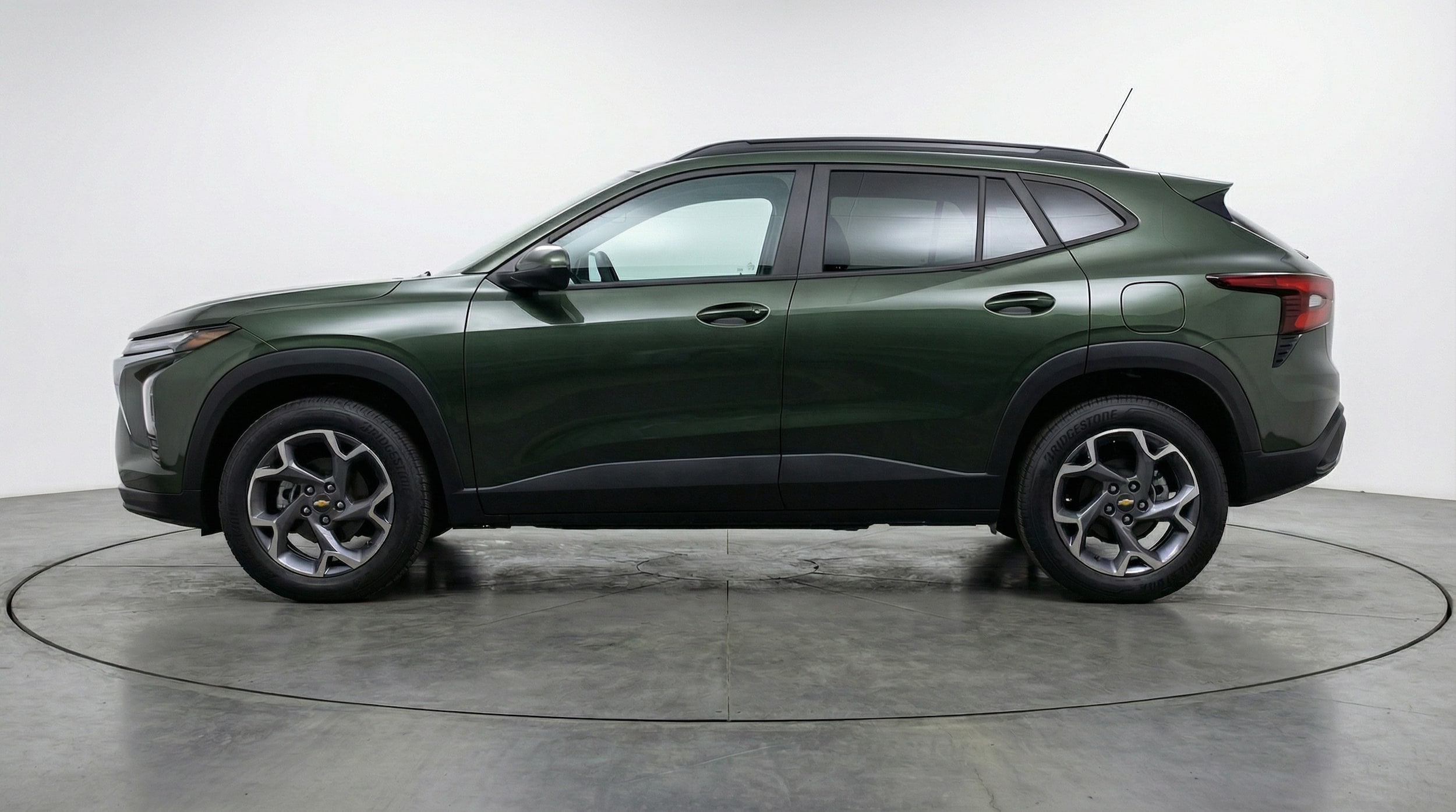 Thumbnail: 2025 Chevrolet Trax - 4