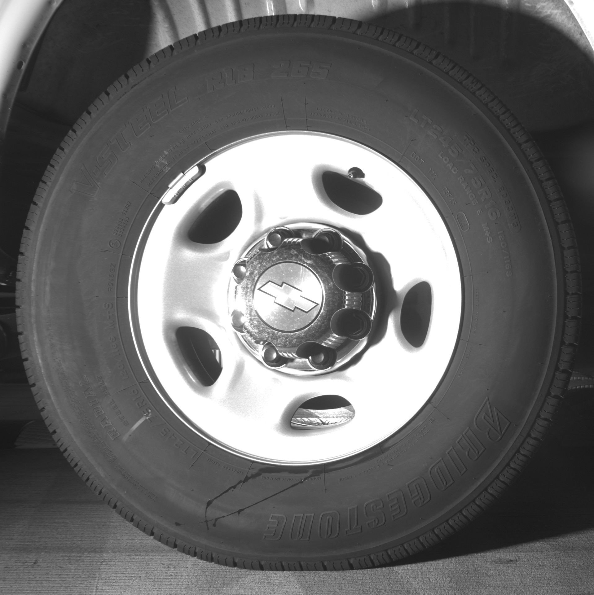 Thumbnail: 2025 Chevrolet Express - 15